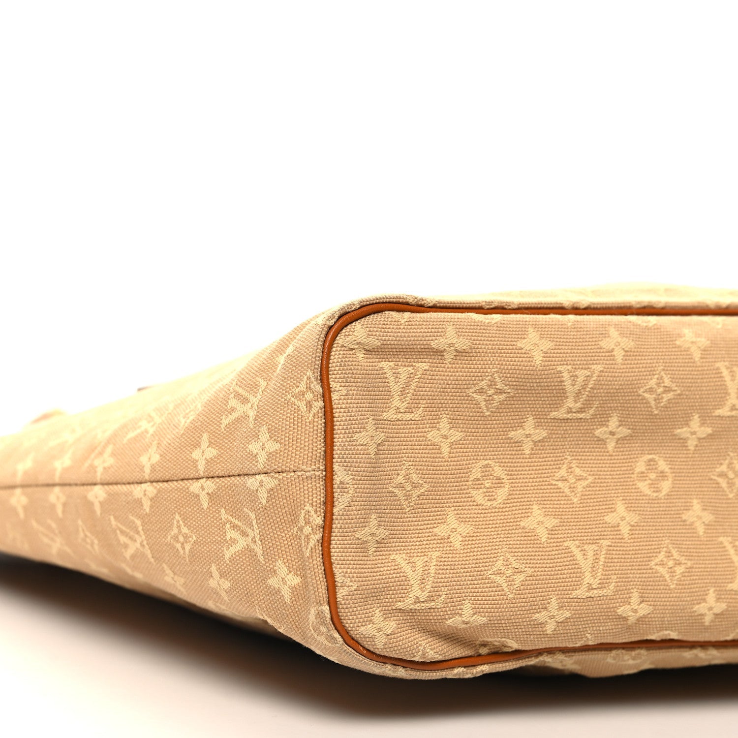 Mini Monogram LUCILLE GM Beige
