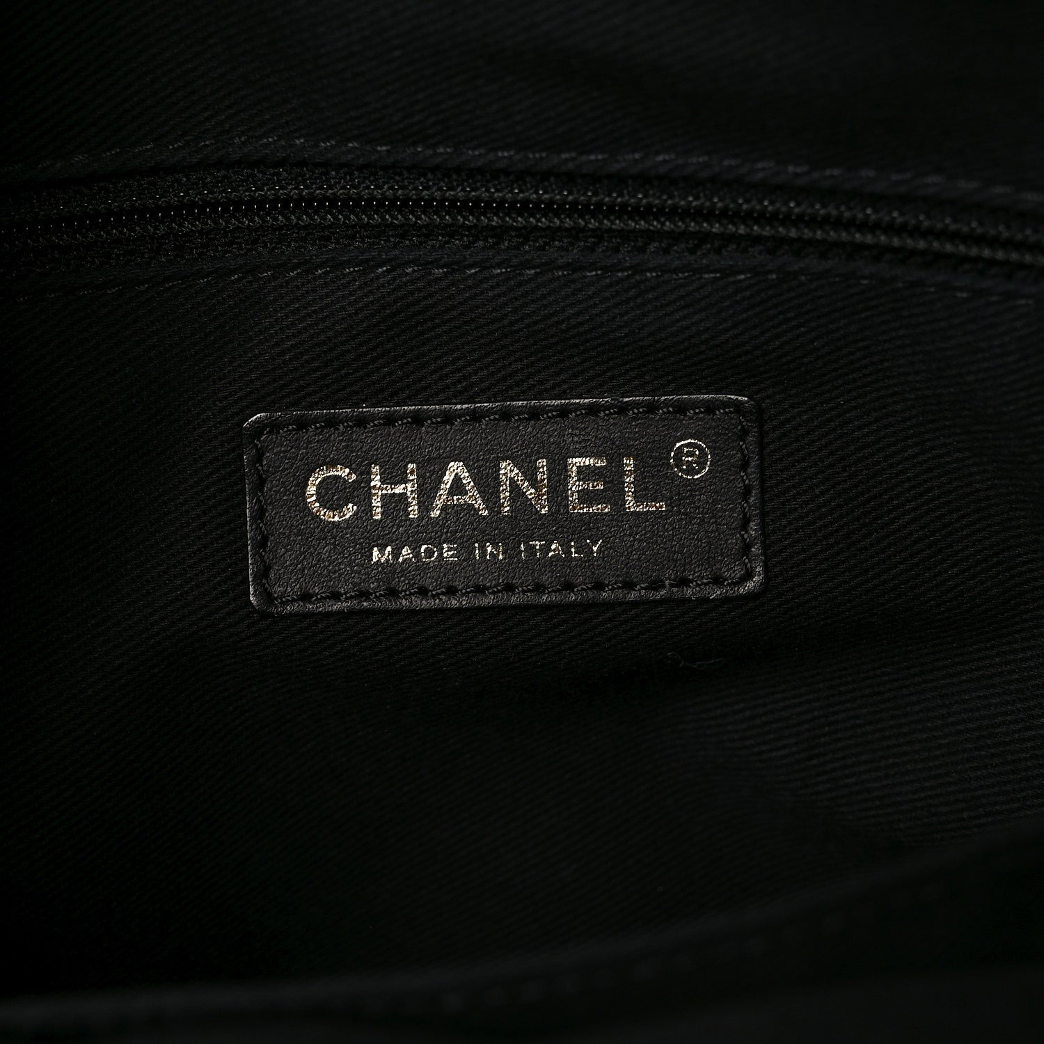 Caviar Quilted CC Timeless Soft Tote Black
