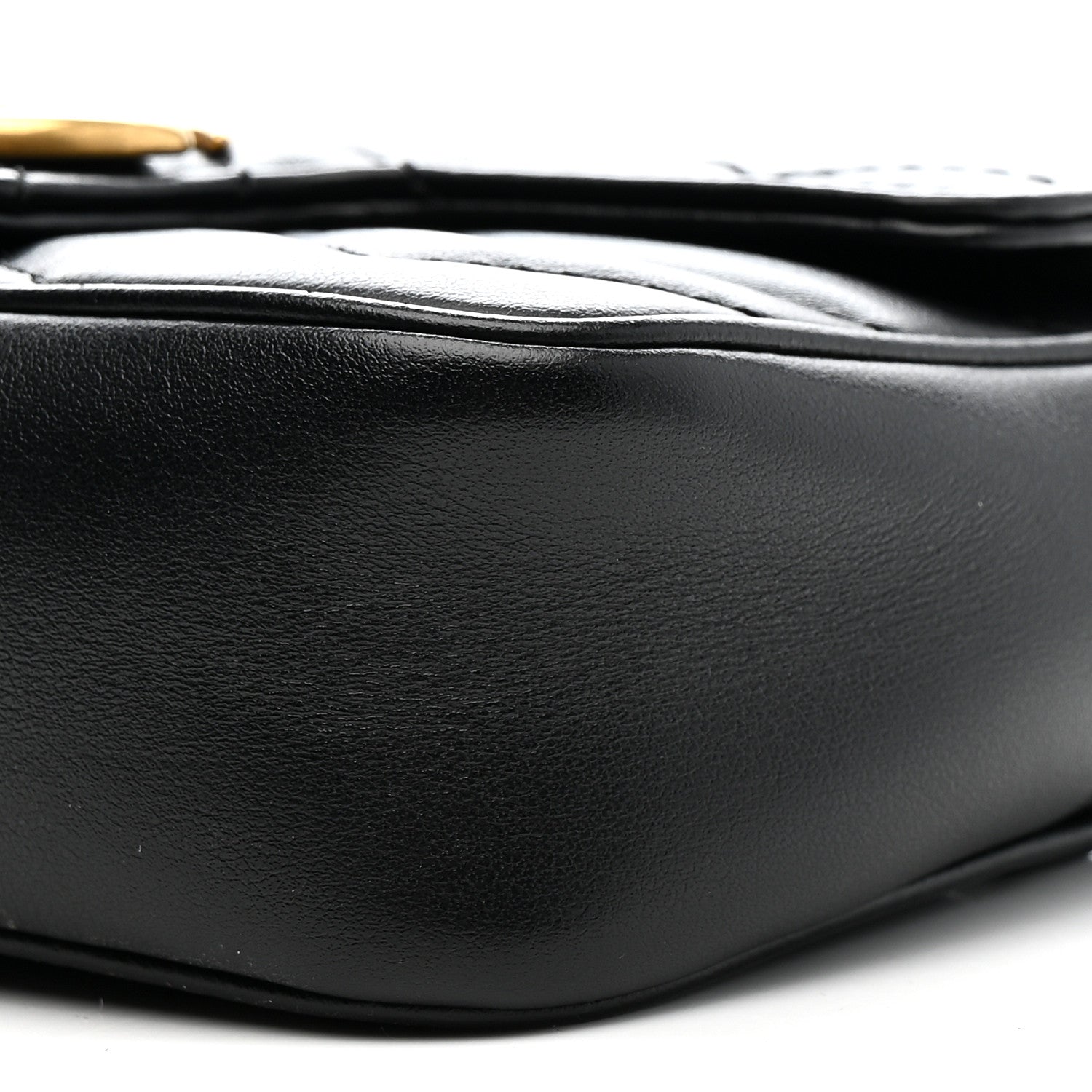 Calfskin Matelasse Super Mini GG Marmont Shoulder Bag Black