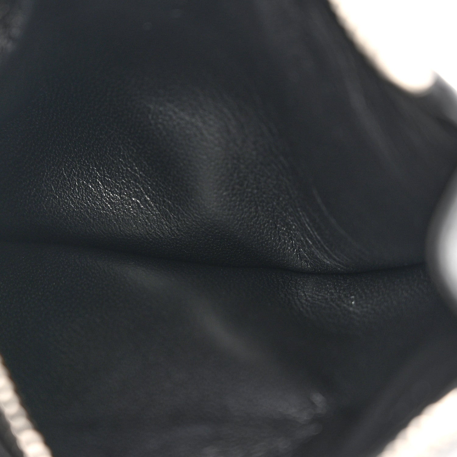 Saffiano Triangle Zip Card Case Black