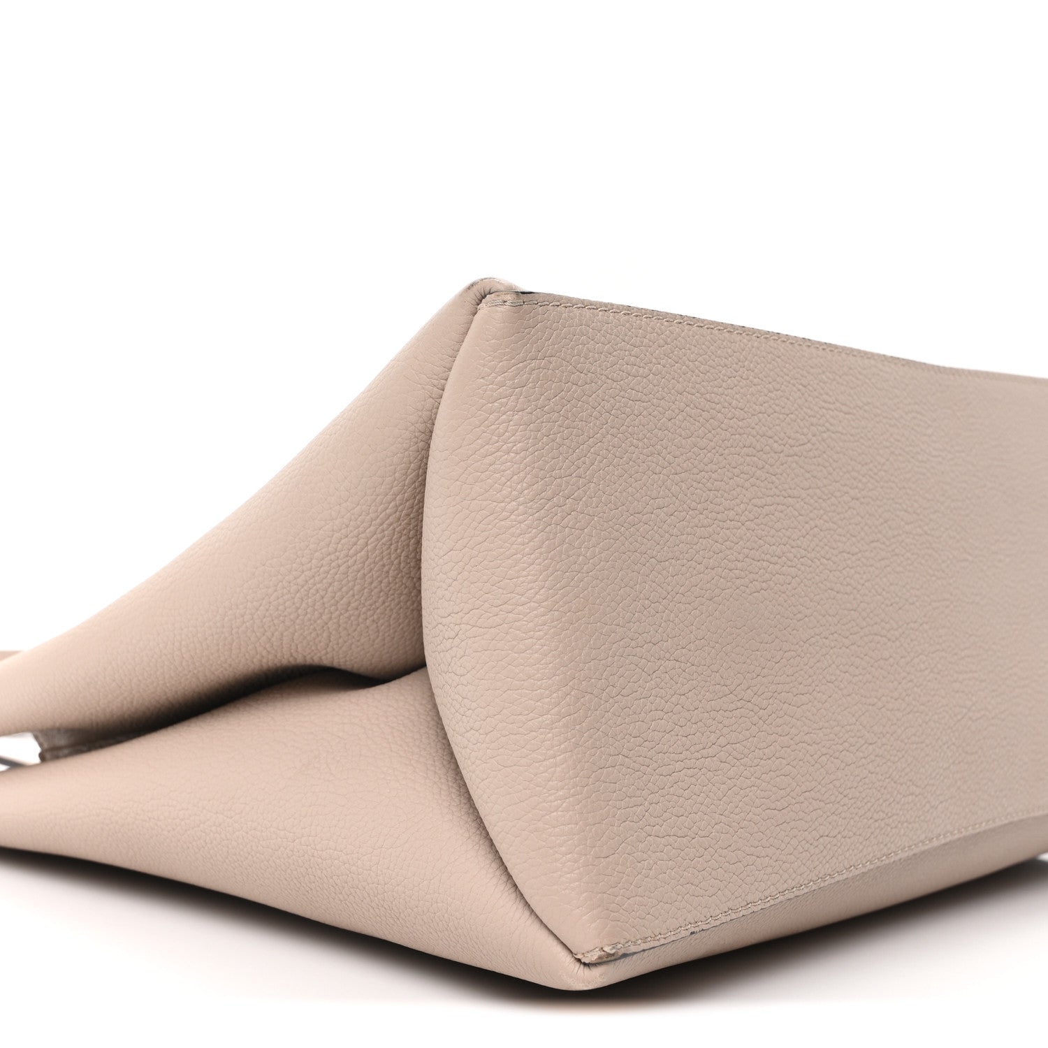 Grained Calfskin Lockme Shopper Greige