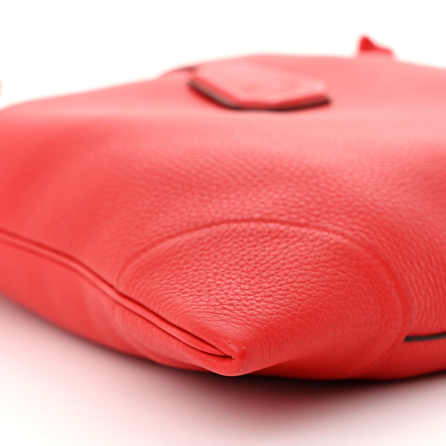 Taurillon Clemence SilkyCity 33 Rouge De Coeur