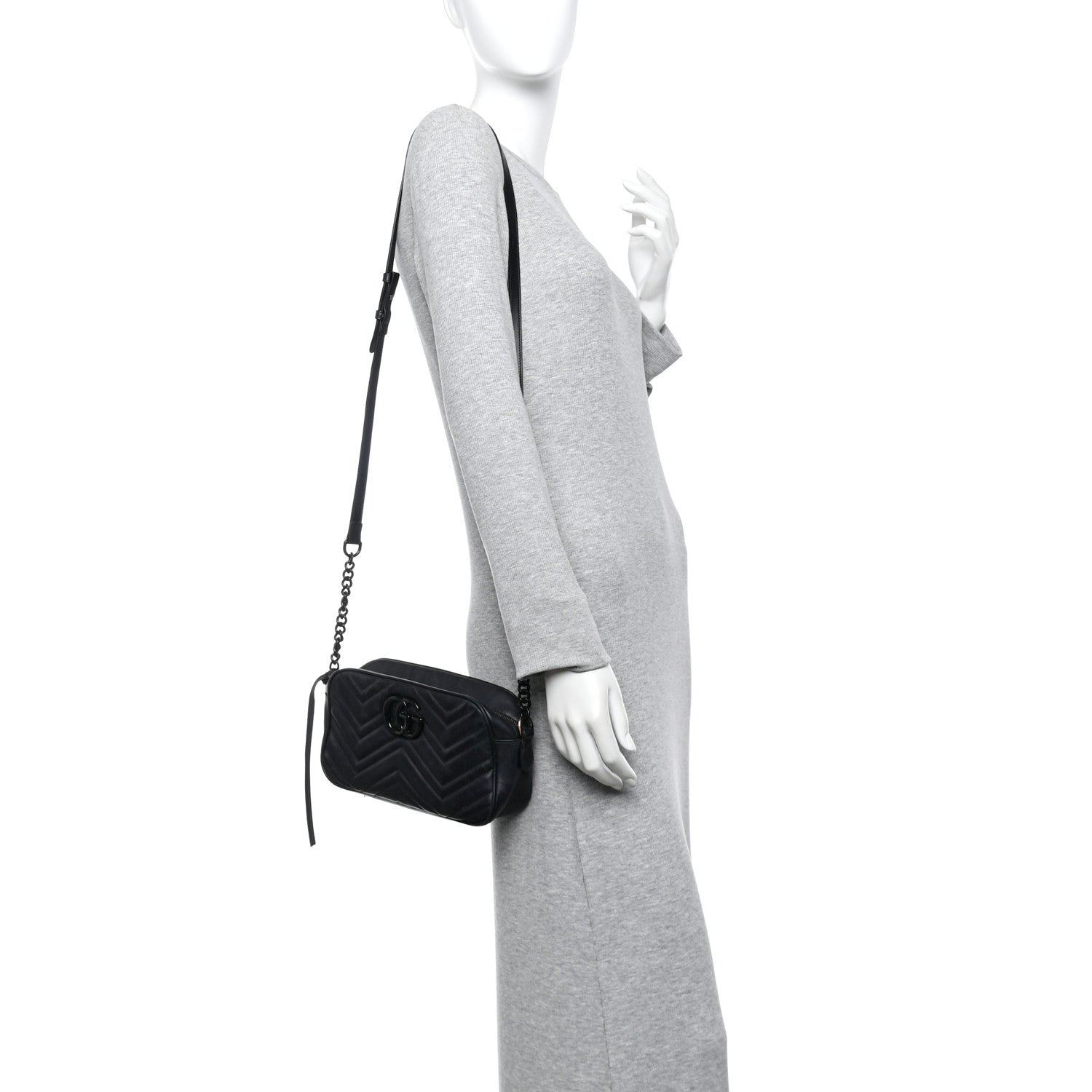 Calfskin Matelasse Monochrome Small GG Marmont Chain Shoulder Bag Black