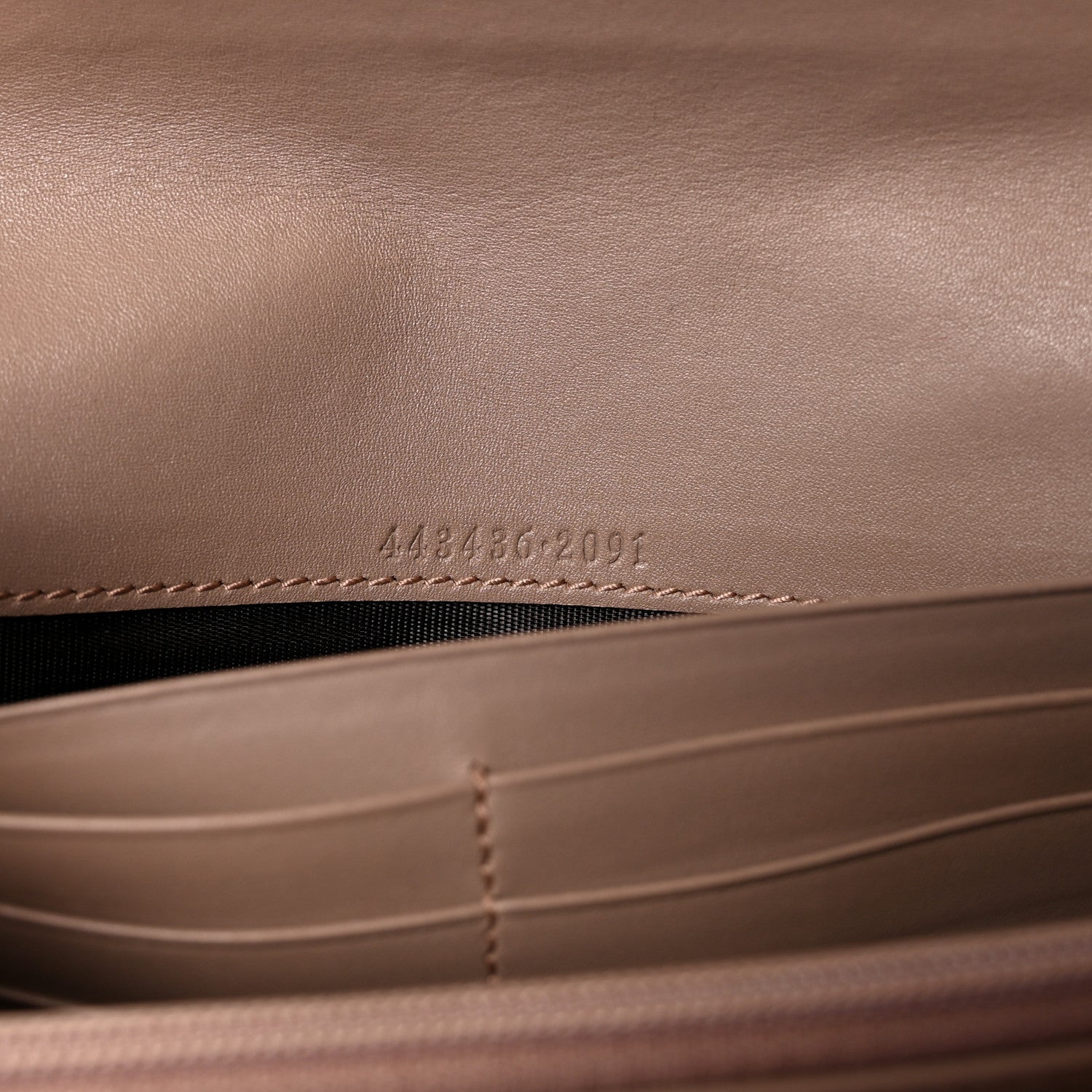Calfskin Matelasse GG Marmont Continental Wallet Porcelain Rose