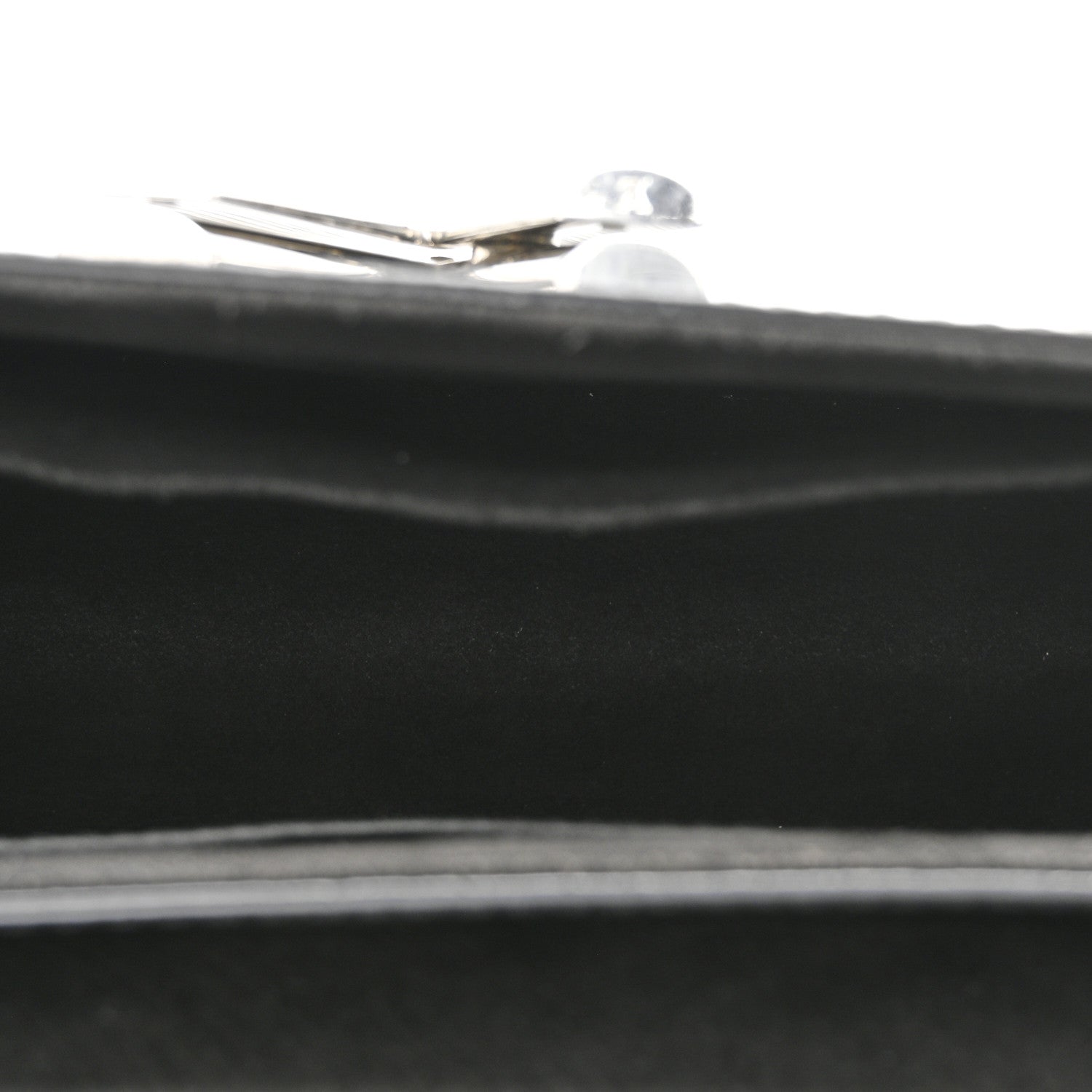 Epi Twist Shoulder Bag MM Black