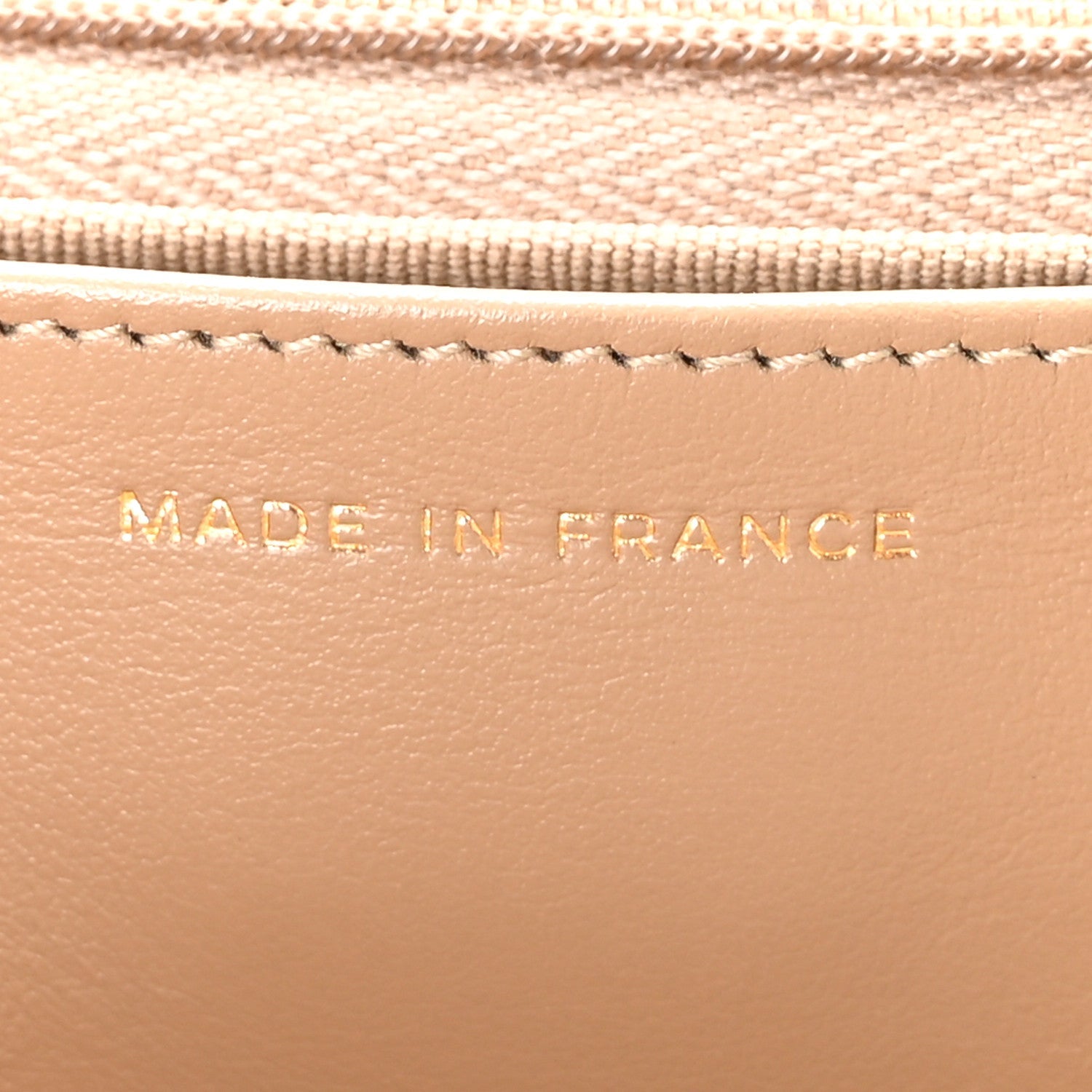Caviar Quilted Wallet on Chain WOC Beige