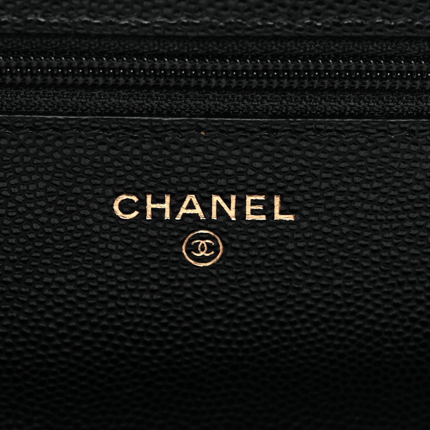 Caviar Quilted Crystal CC Wallet On Chain WOC Black