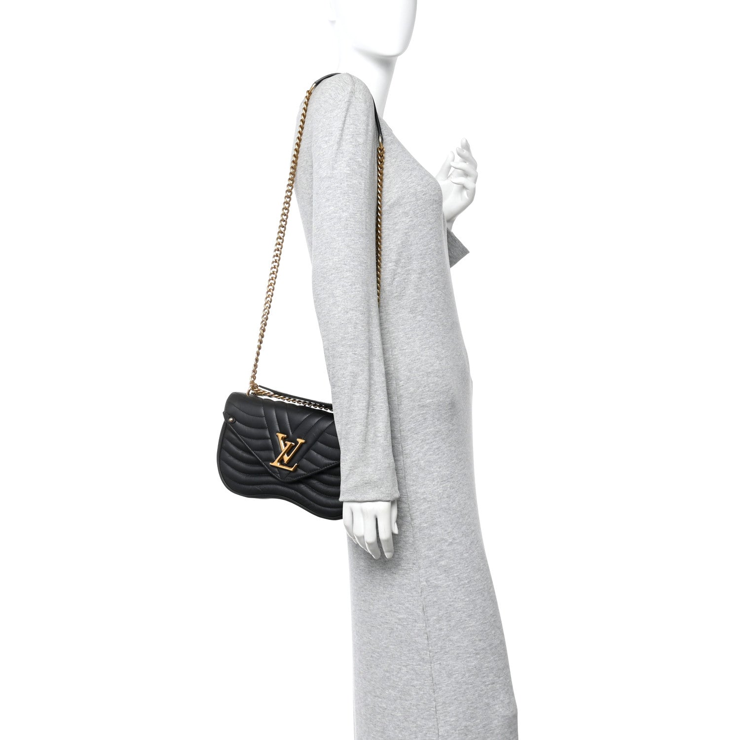 Calfskin New Wave Chain PM Black