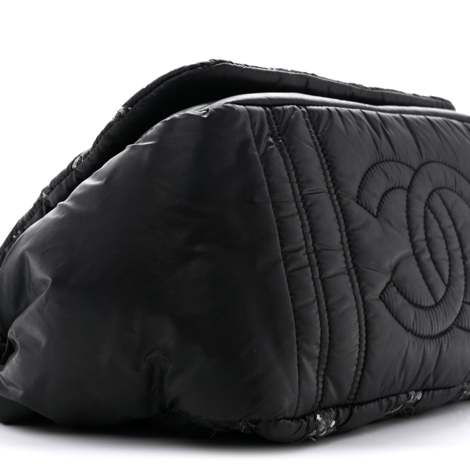 Nylon Quilted Tweed Stitch Bubble Flap Black