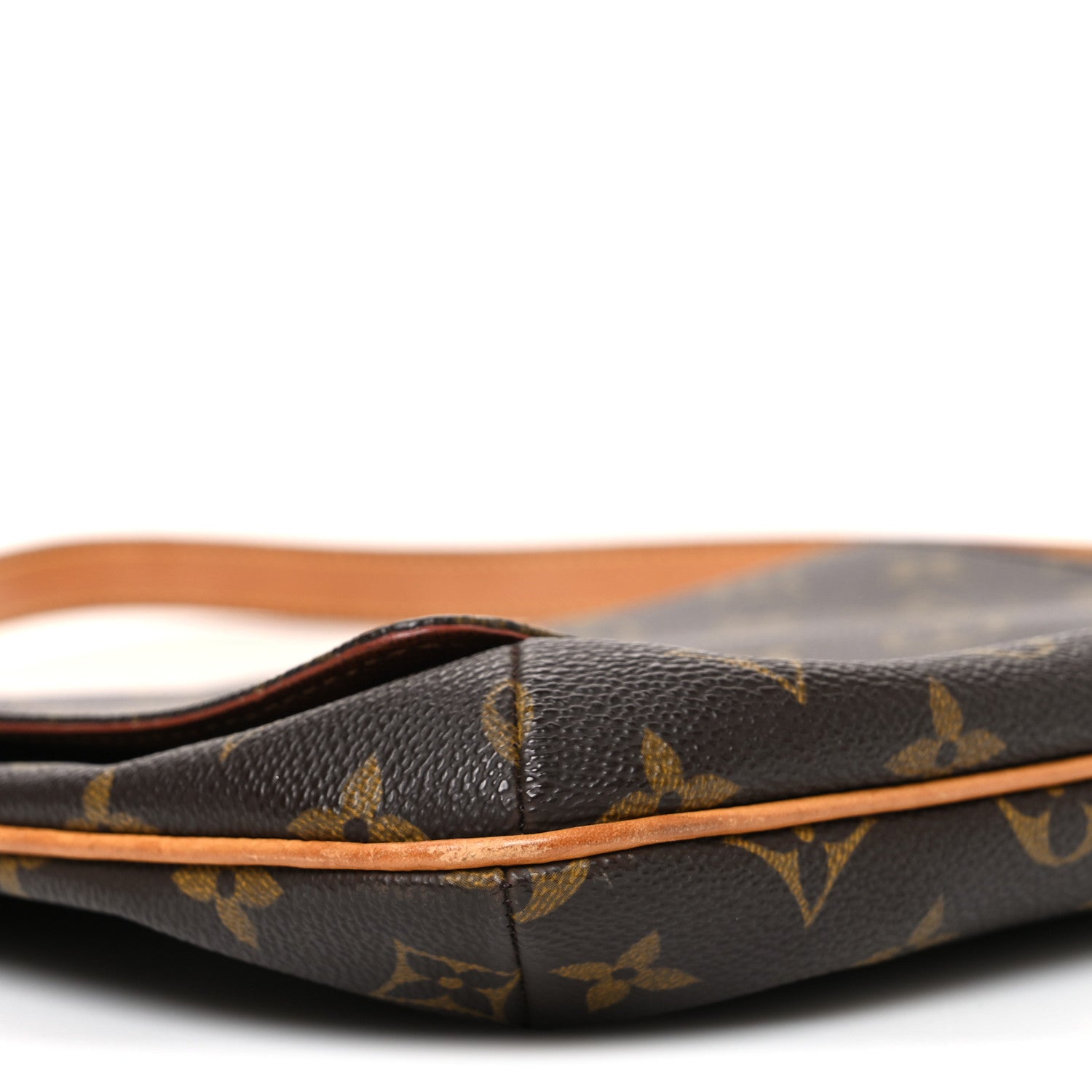 Monogram Musette Tango