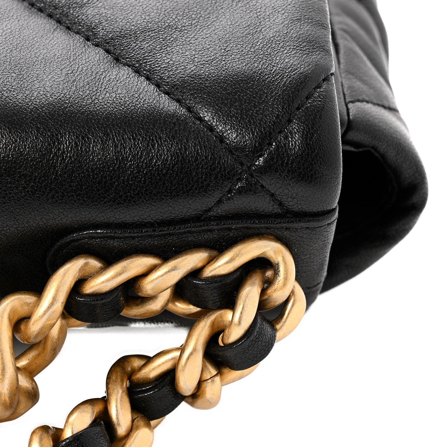 Goatskin Quilted Medium Chanel 19 Flap Black