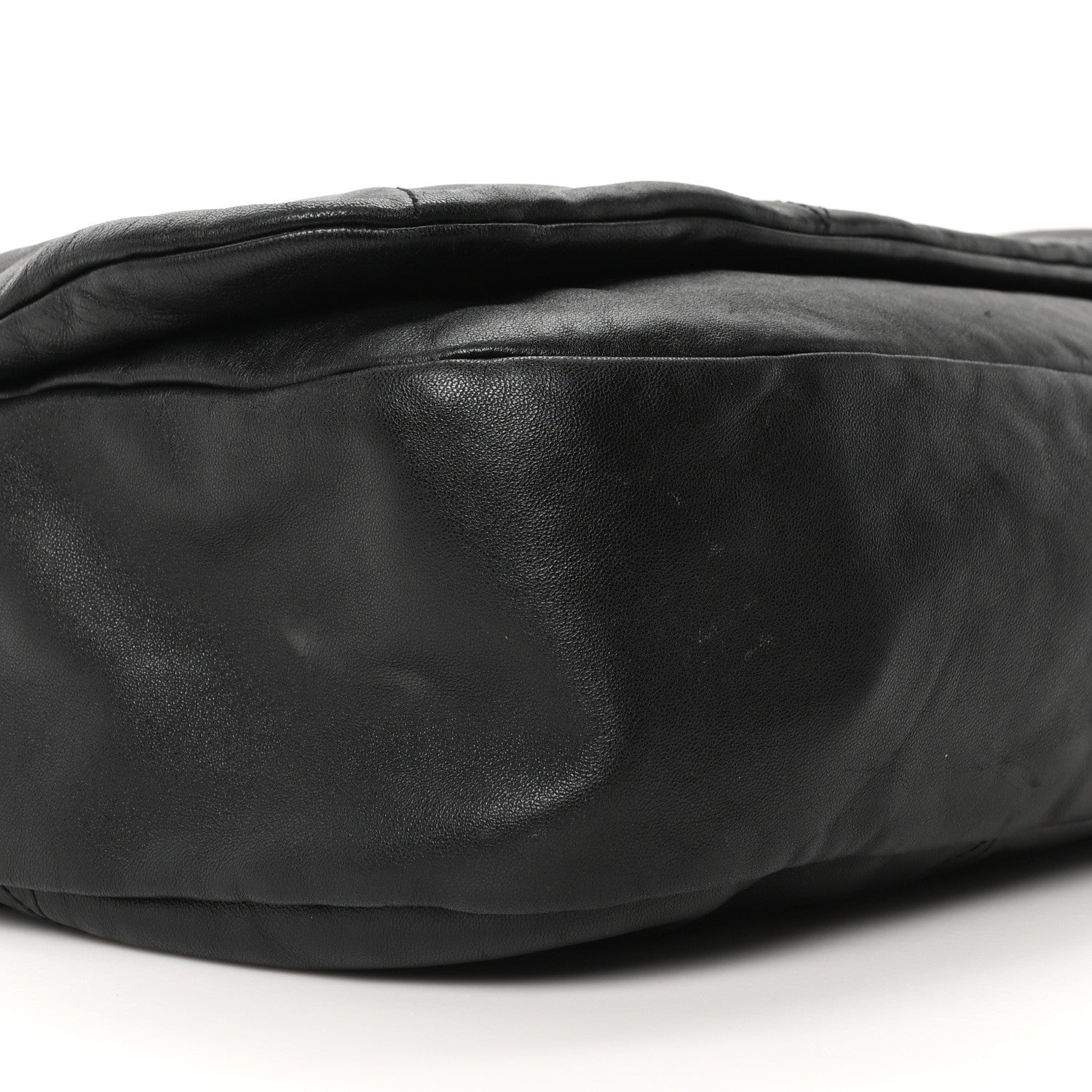 Lambskin Matelasse Monogram Large Jamie 4.3 Black