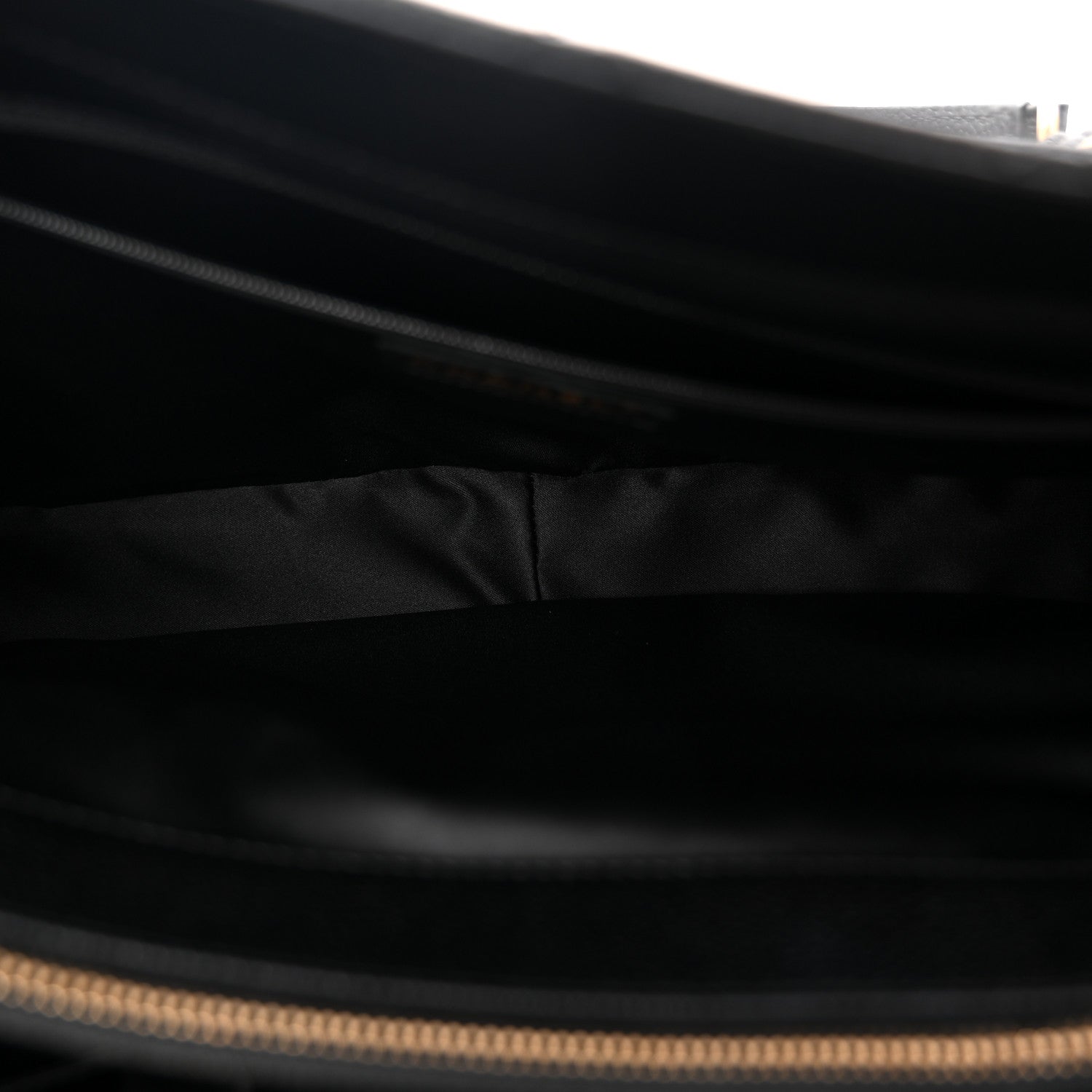 Caviar Quilted XL Grand Shopping Tote GST Black