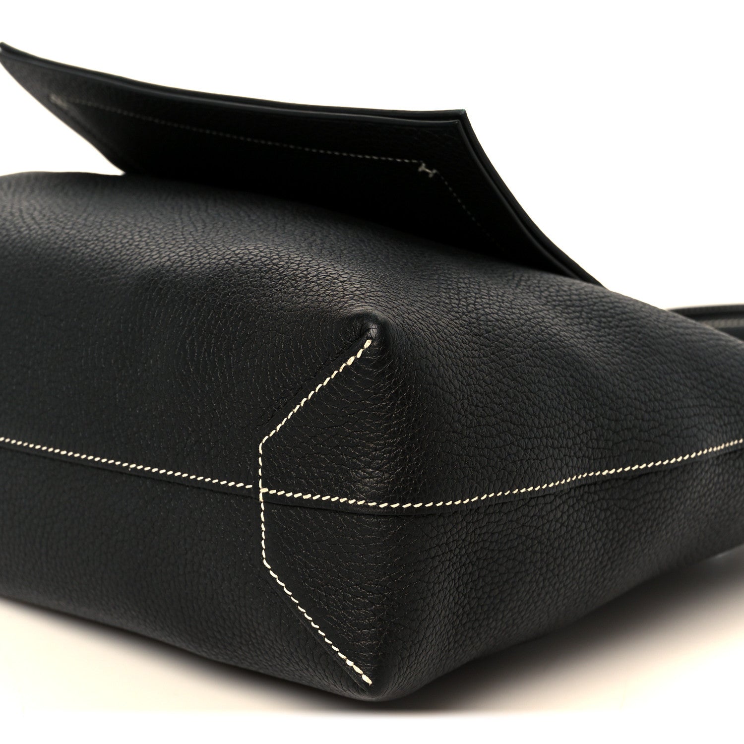 Taurillon Clemence Cabasellier 31 Black