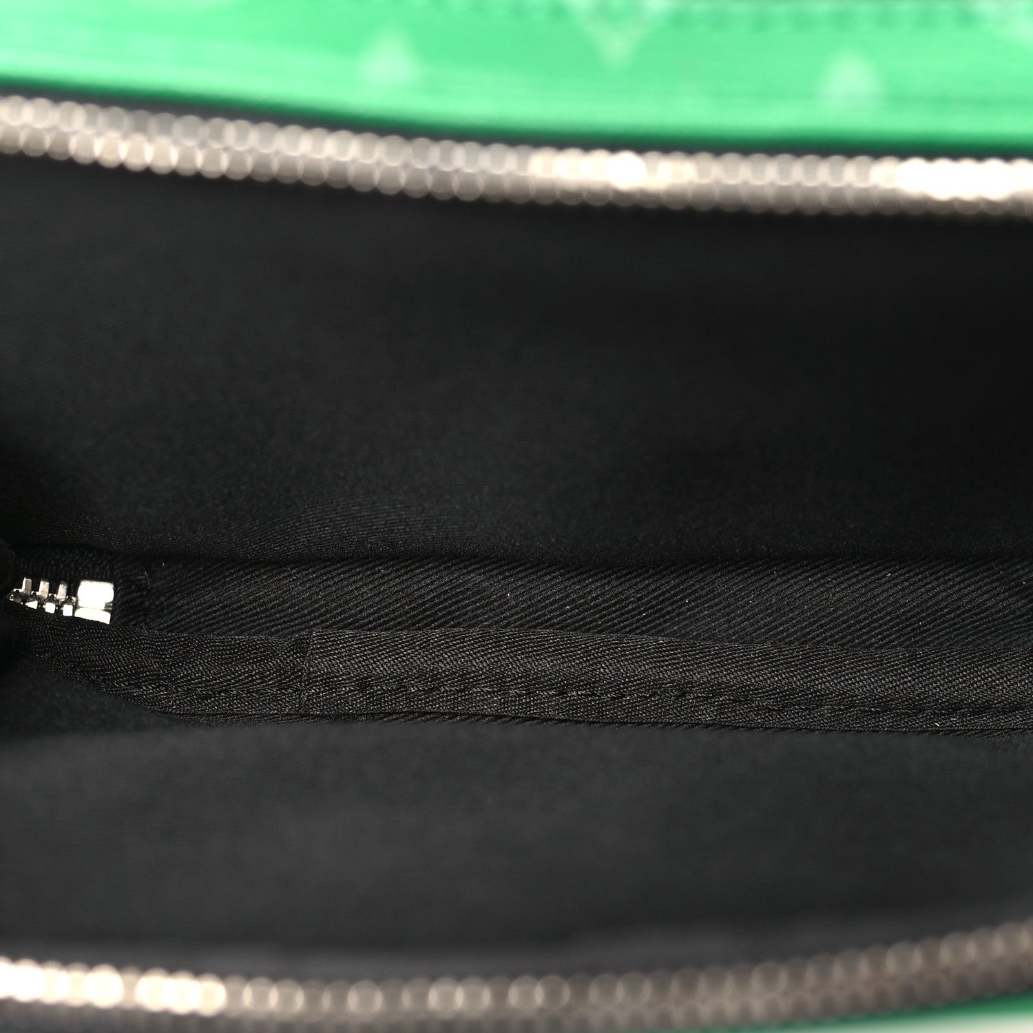 Taigarama Alpha Wearable Wallet Cactus Green