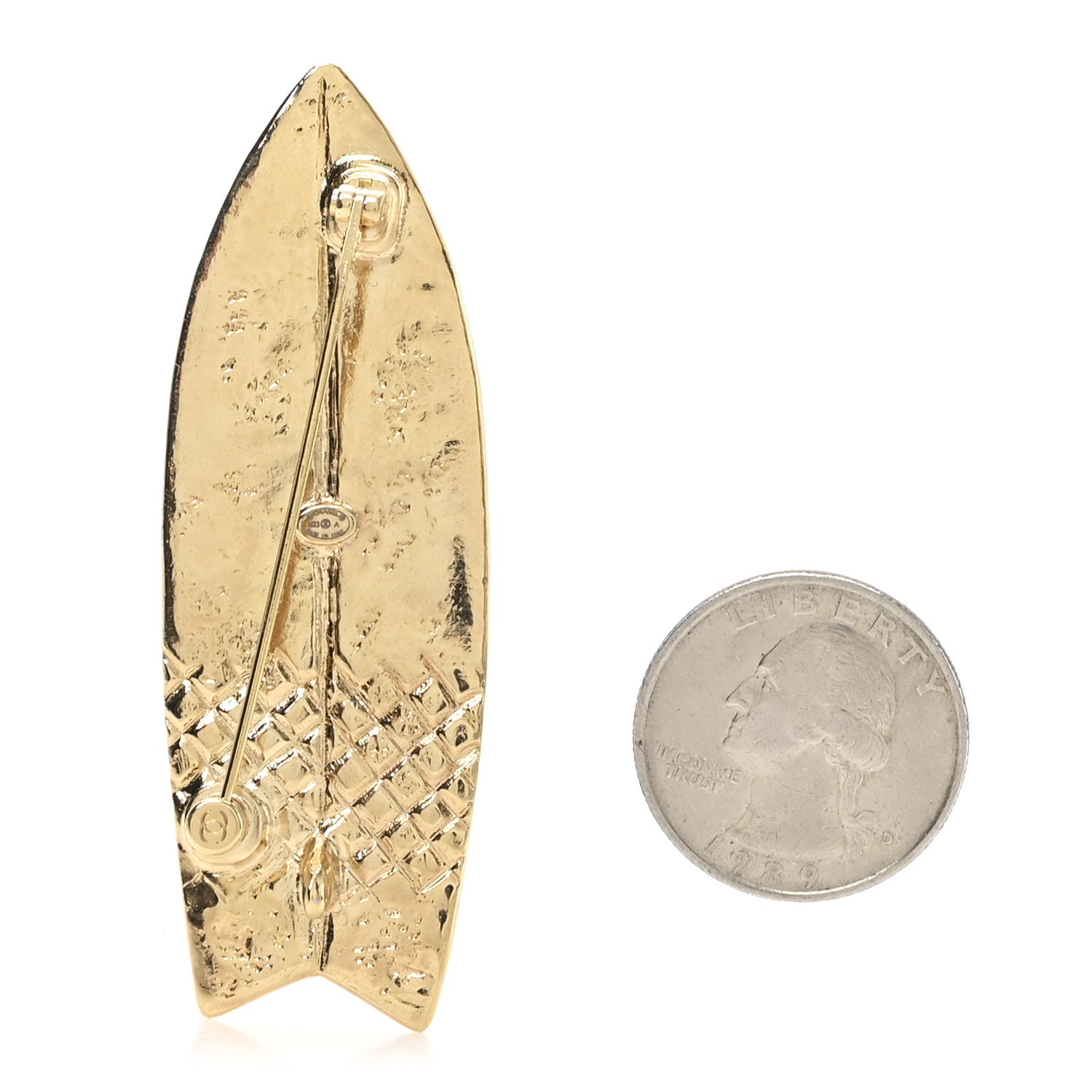 Metal CC Surfboard Brooch Gold