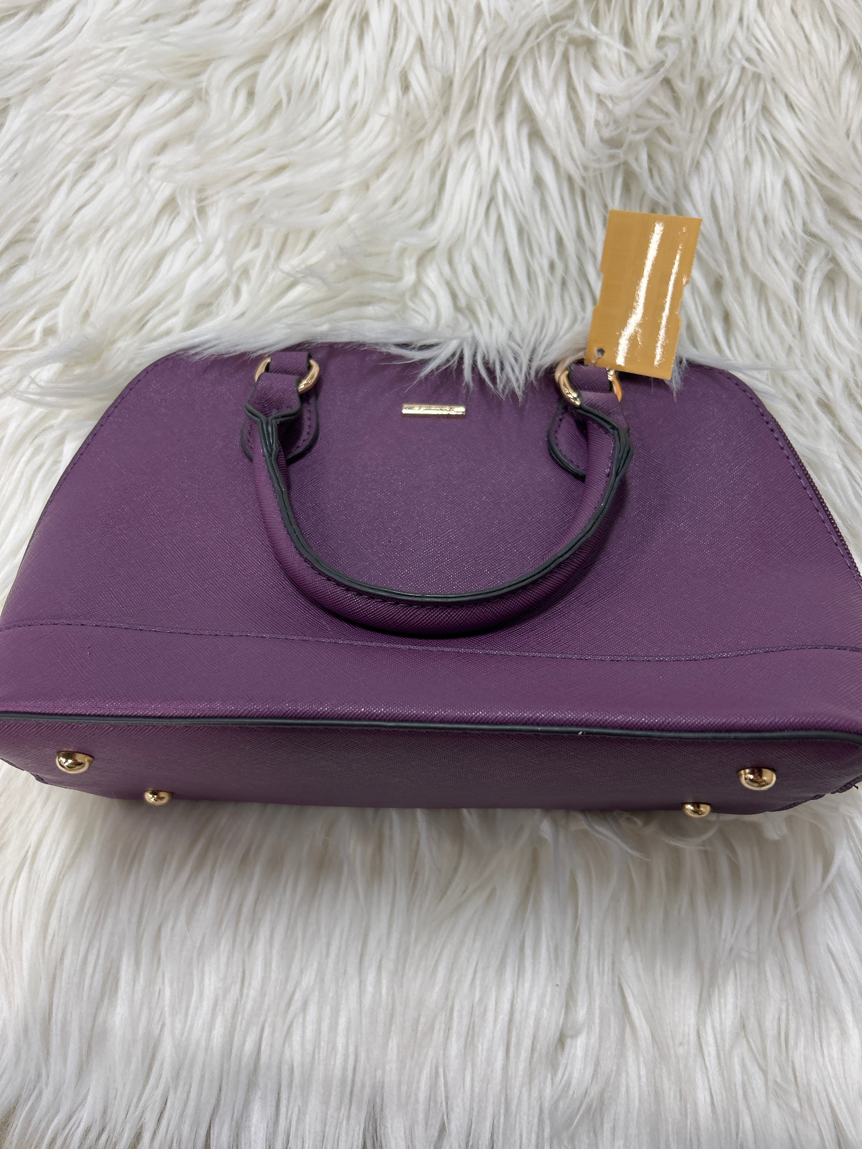 Handbag By Clothes Mentor In Purple, Size:Medium