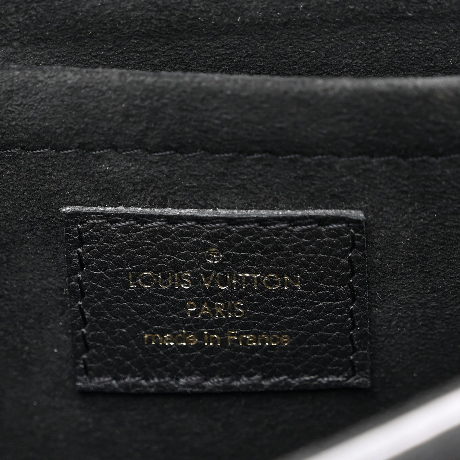 Grained Calfskin Lockme Tender Black