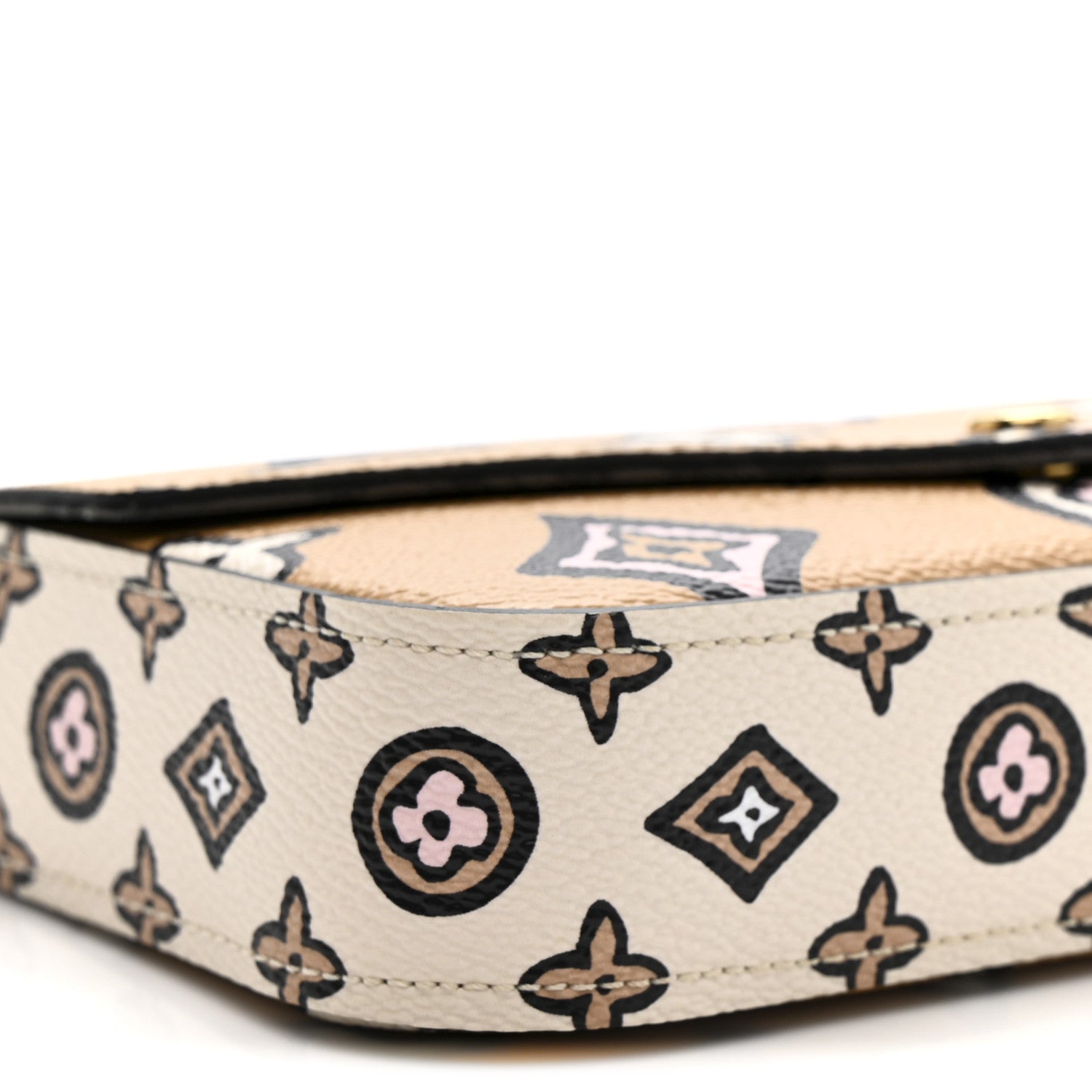 Monogram Wild At Heart Felicie Strap & Go Arizona Creme