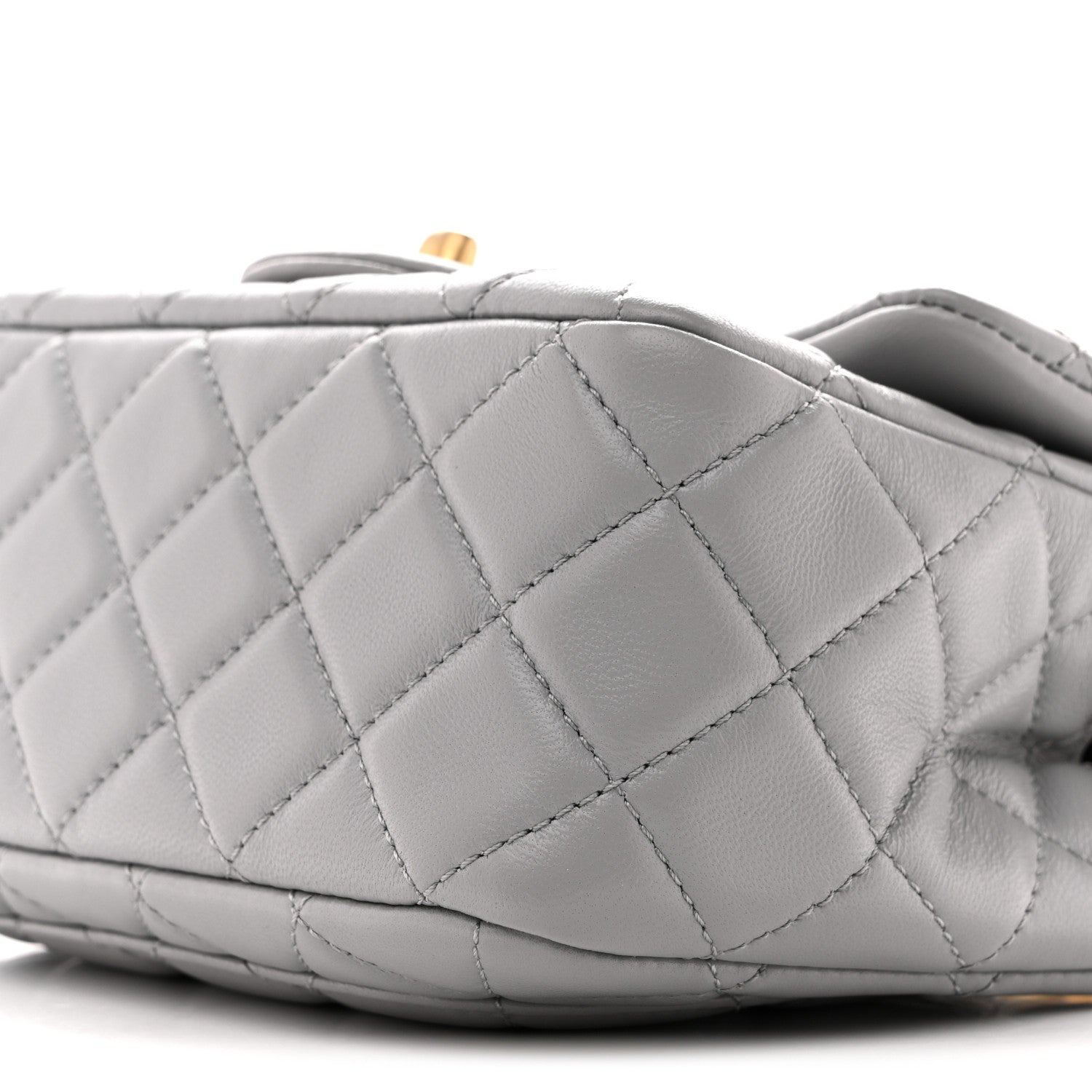 Lambskin Quilted Mini Pearl Crush Flap Light Grey