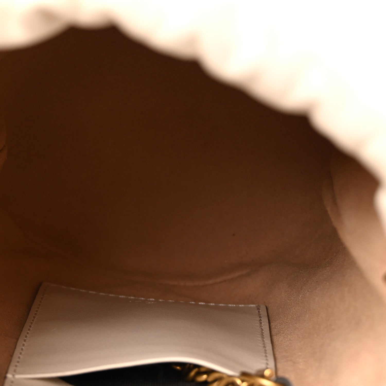 Calfskin Matelasse Mini GG Marmont 2.0 Bucket Bag White