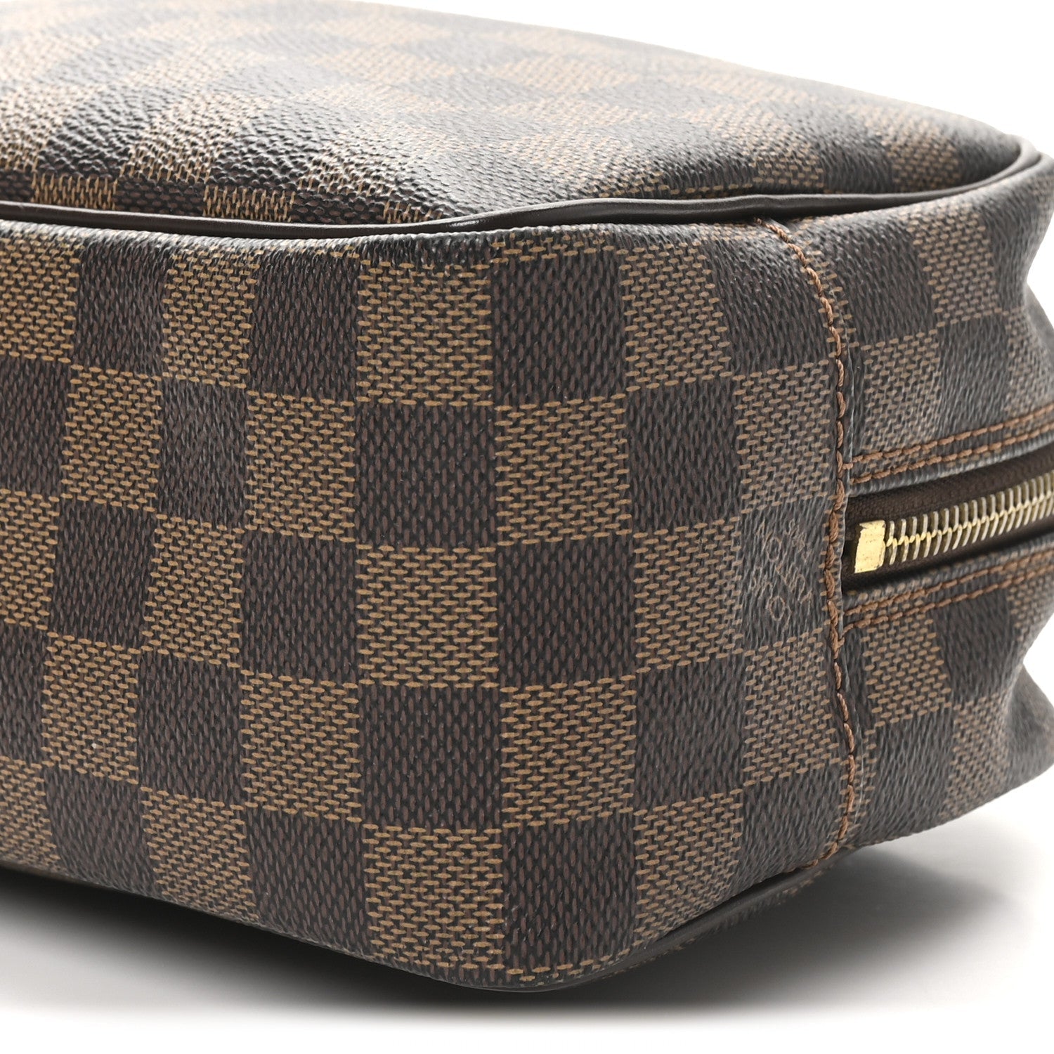 Damier Ebene Toiletry Bag 25