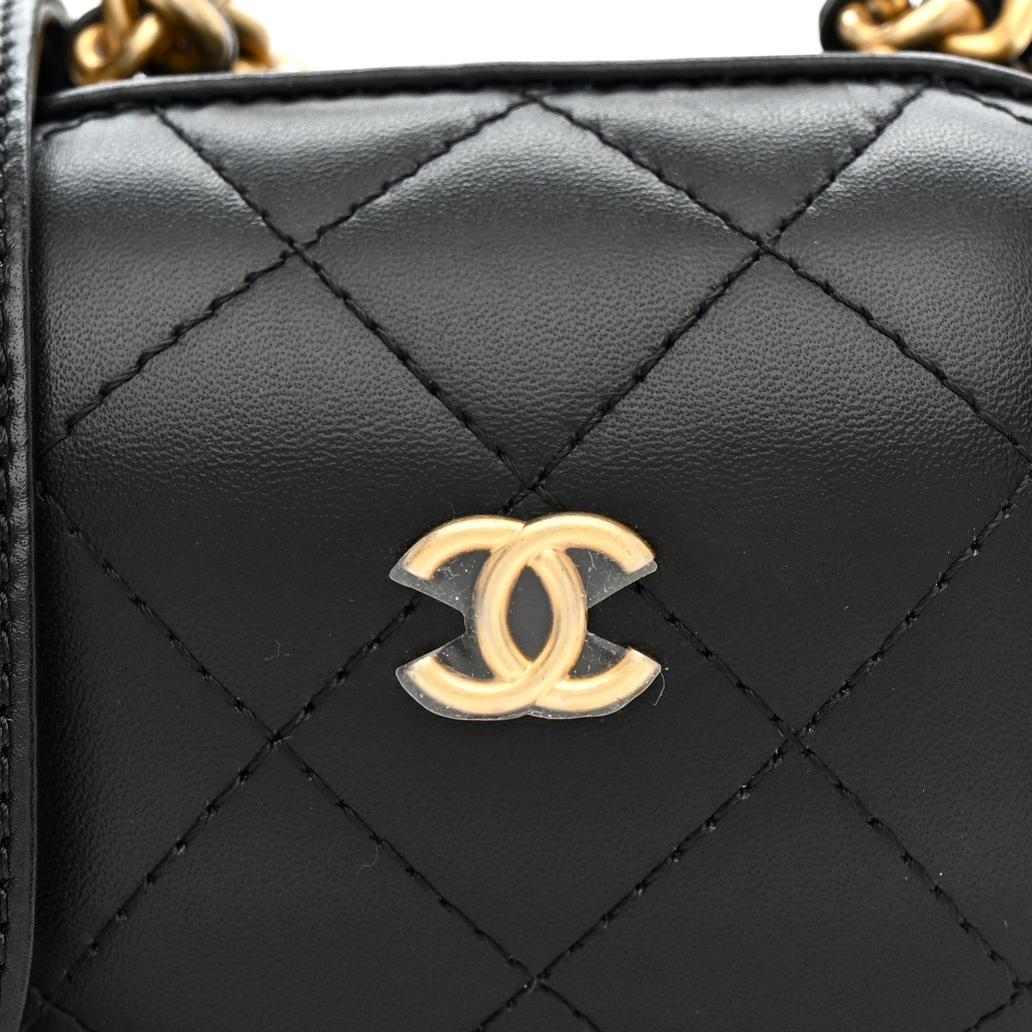Lambskin Quilted CC Bubble Vanity Case With Chain Black