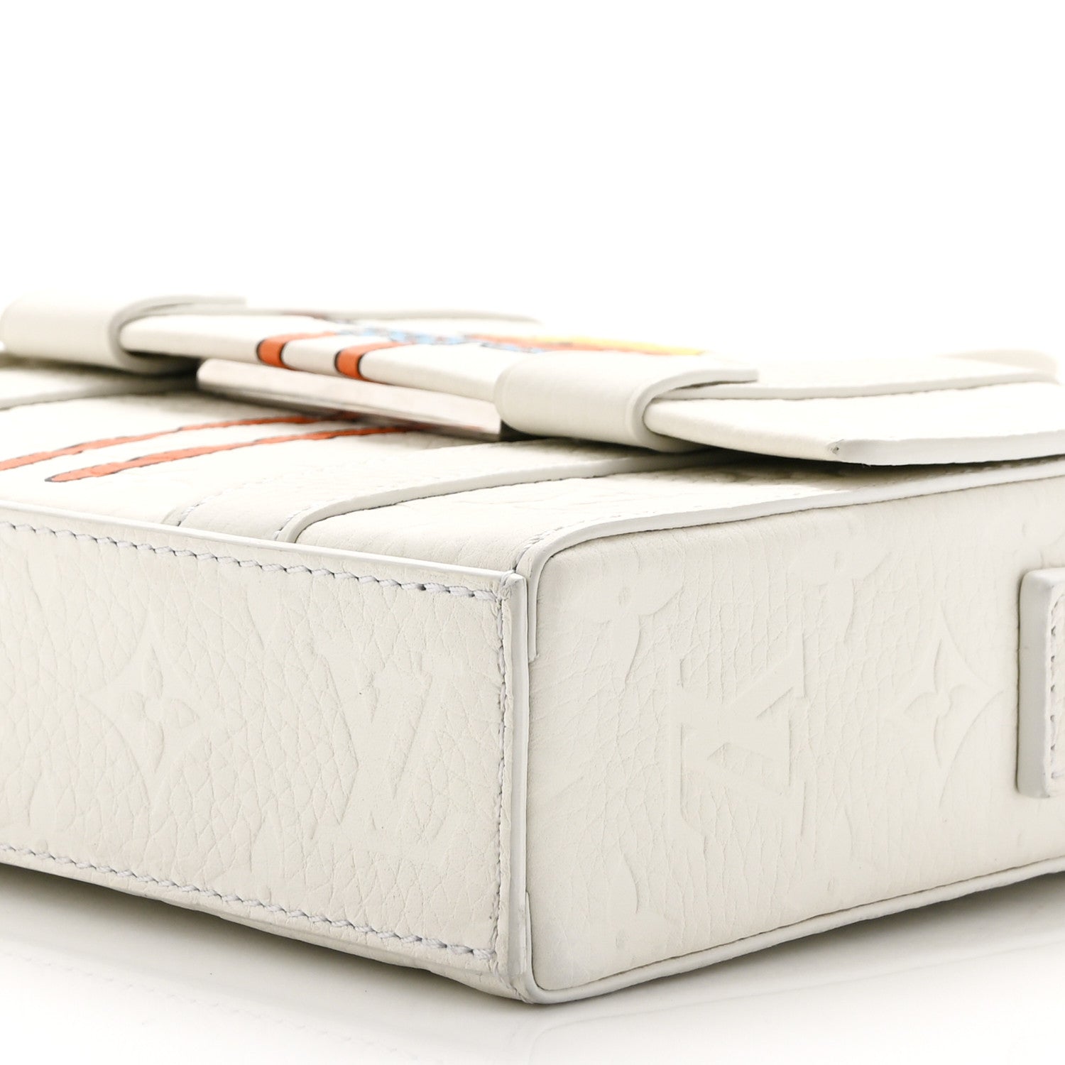 Taurillon Monogram LV Friends Soft Trunk Messenger White