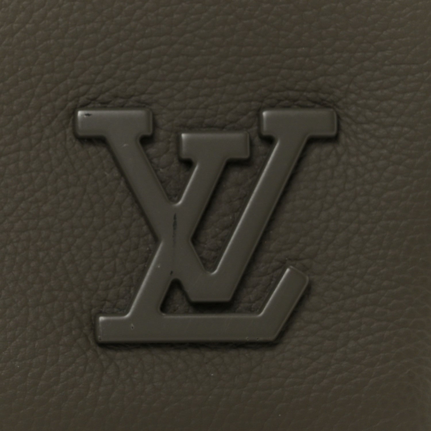 Grained Calfskin Aerogram Takeoff Pouch Grey