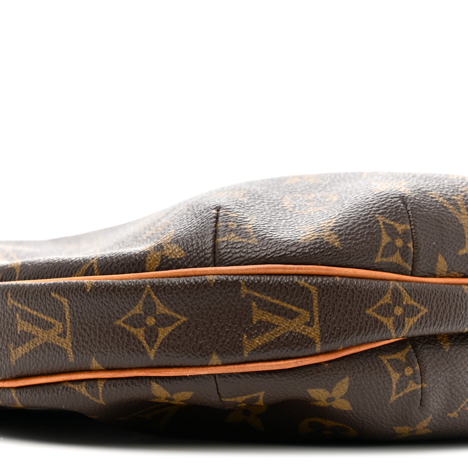 Monogram Croissant MM