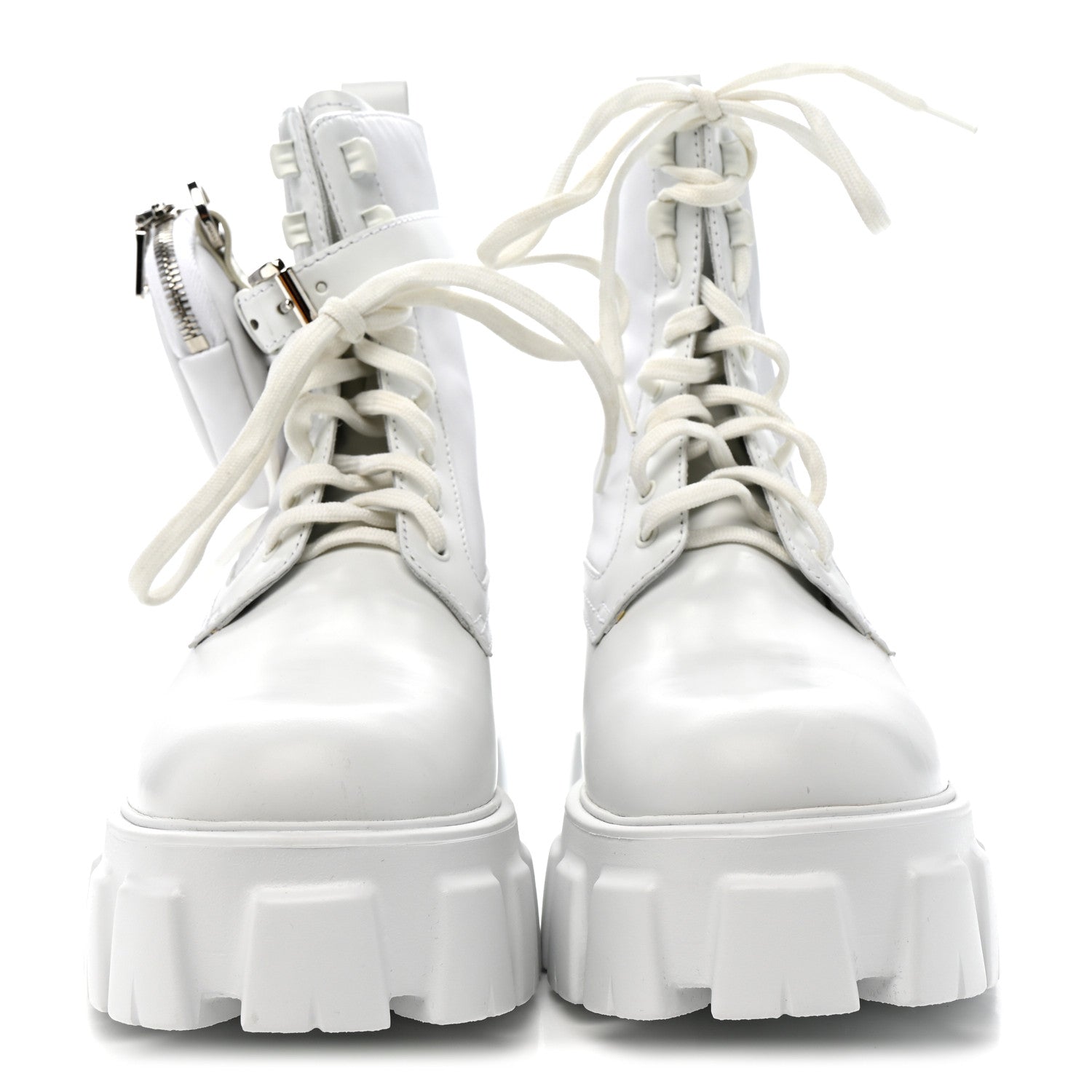 Spazzolato Rois Re-Nylon Metal Triangle Logo Monolith Pouch Pocket 55mm Boots 40.5 White