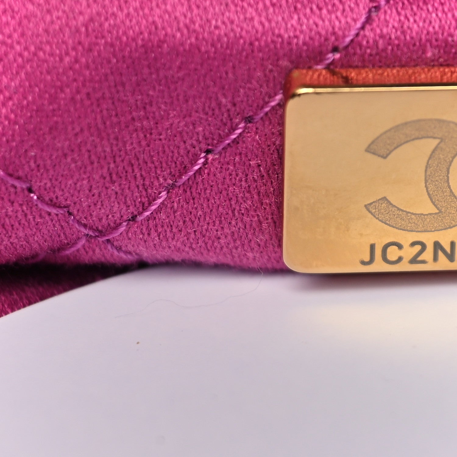 Shiny Calfskin Quilted Small Chanel 22 Fuchsia