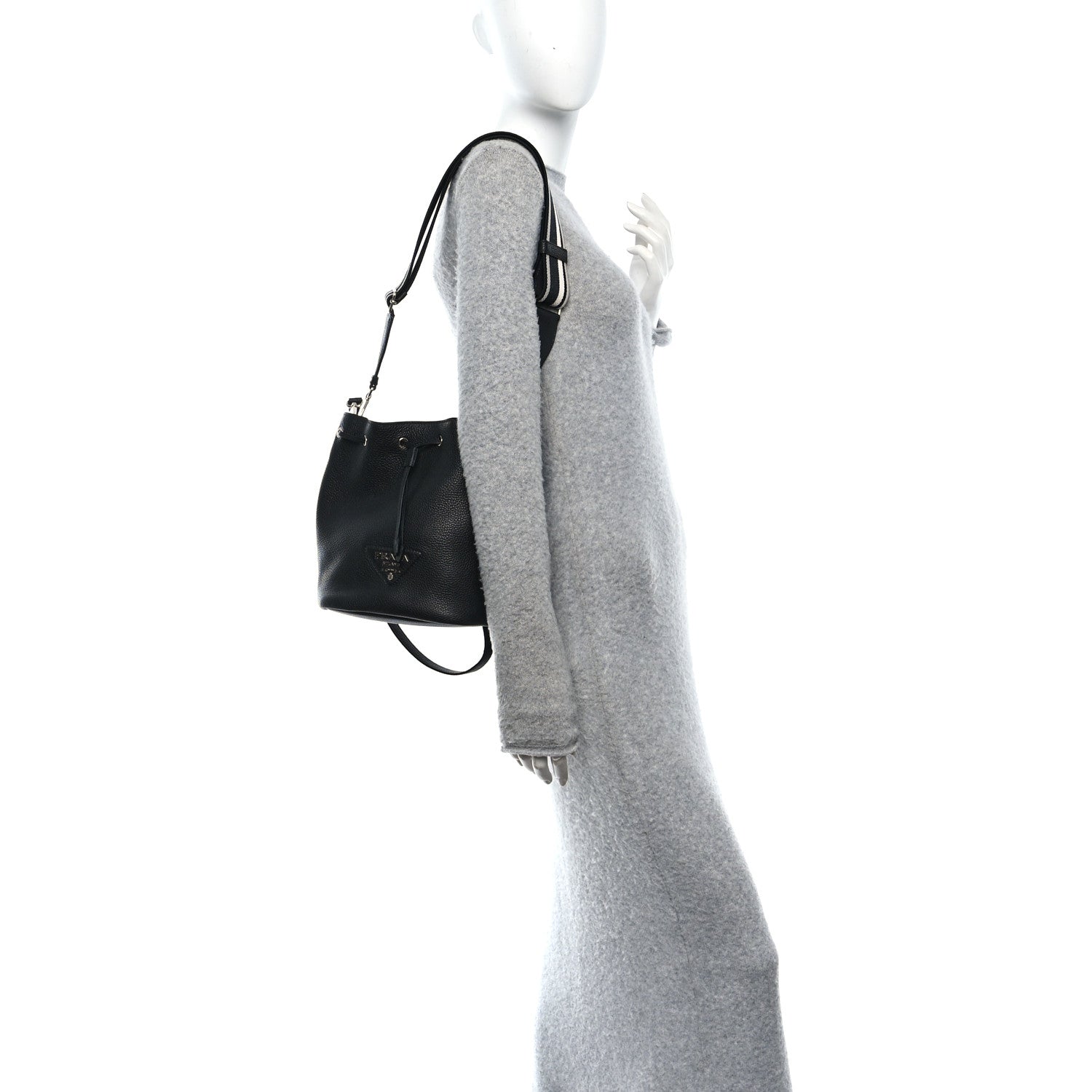 Vitello Daino Soft Drawstring Bucket Bag Black
