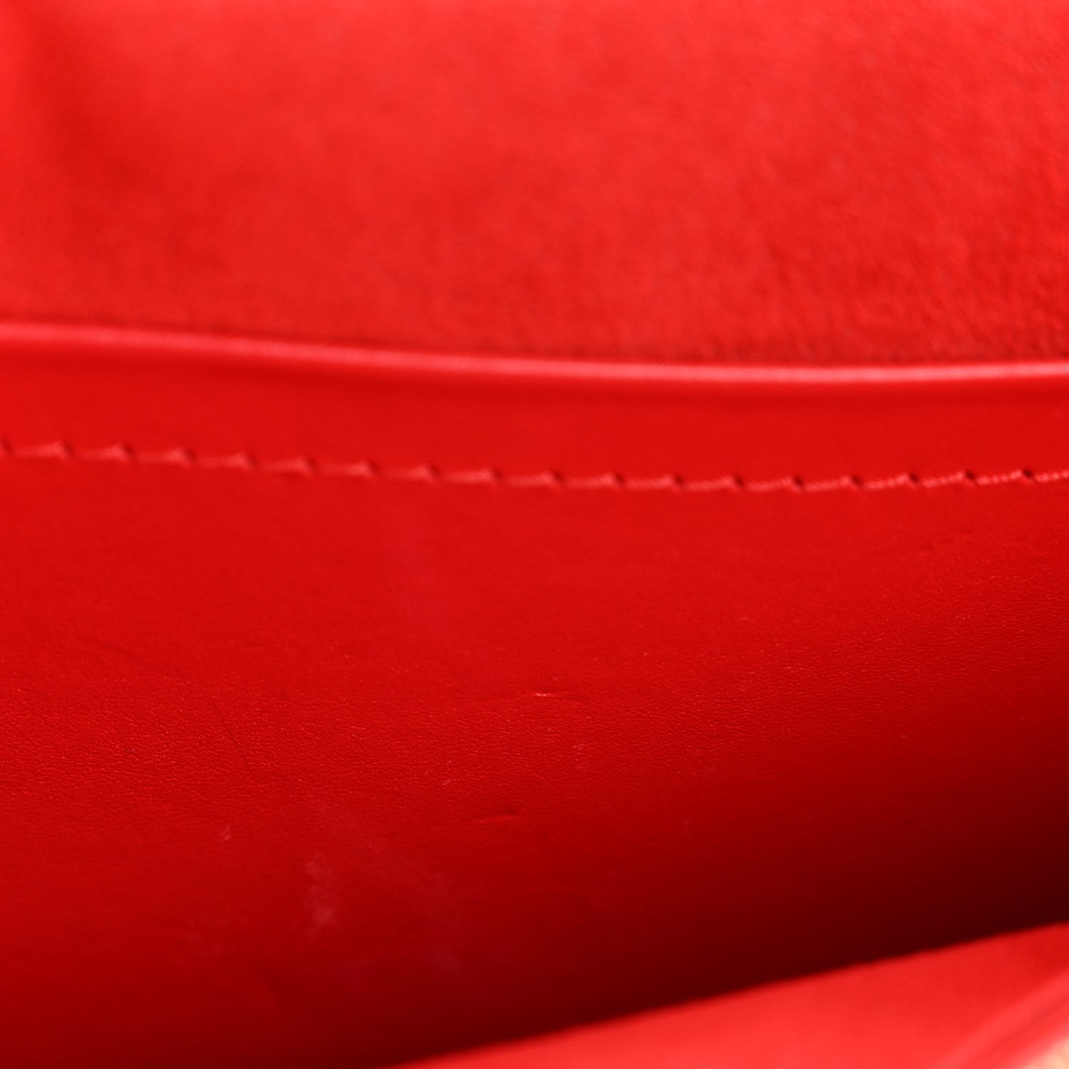 Calfskin Chain Louise MM Red