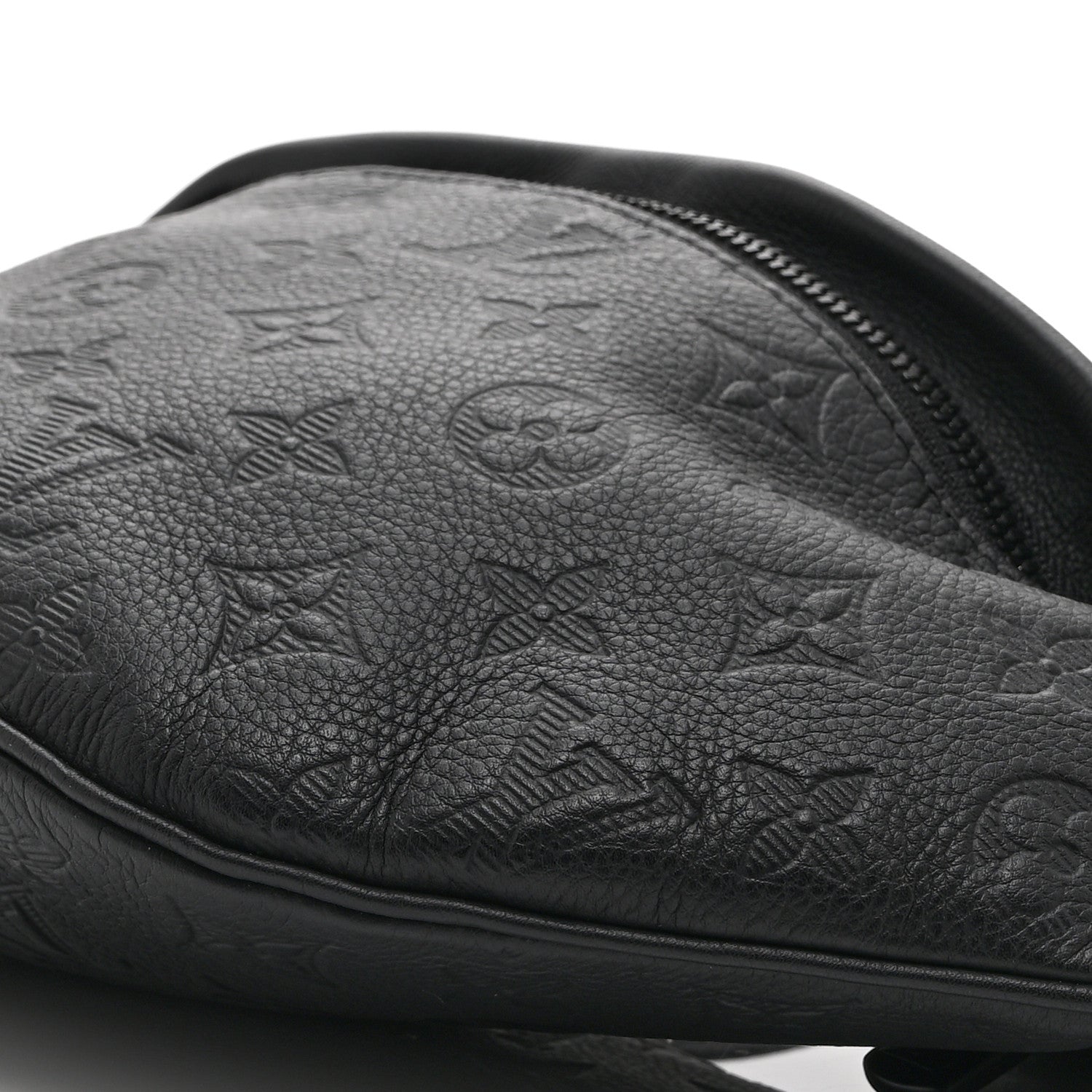 Calfskin Monogram Shadow Discovery Bumbag Black