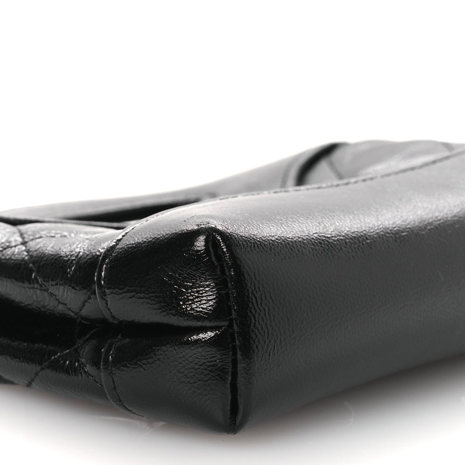 Shiny Lambskin Quilted Micro 31 Clutch With Chain Black
