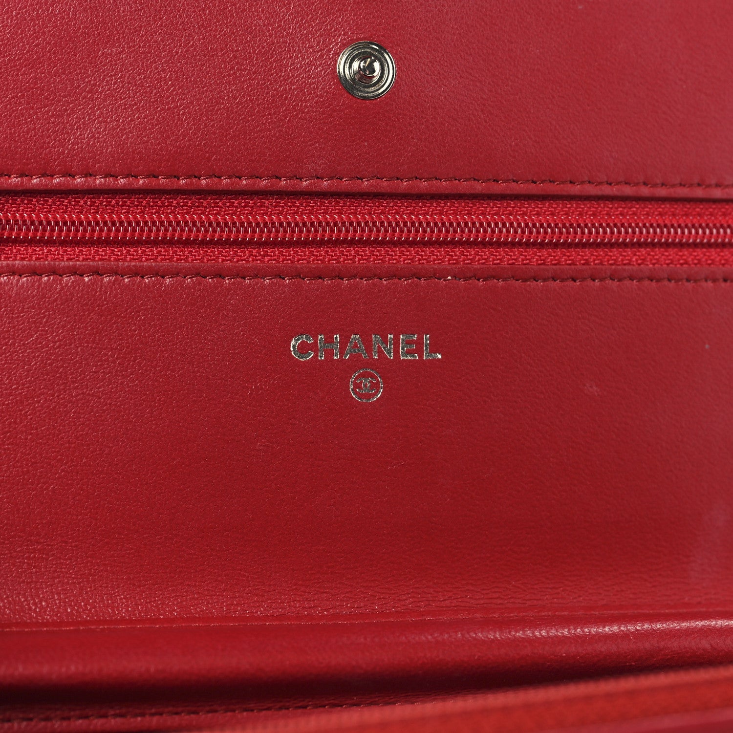 Lambskin Quilted Wallet On Chain WOC Red