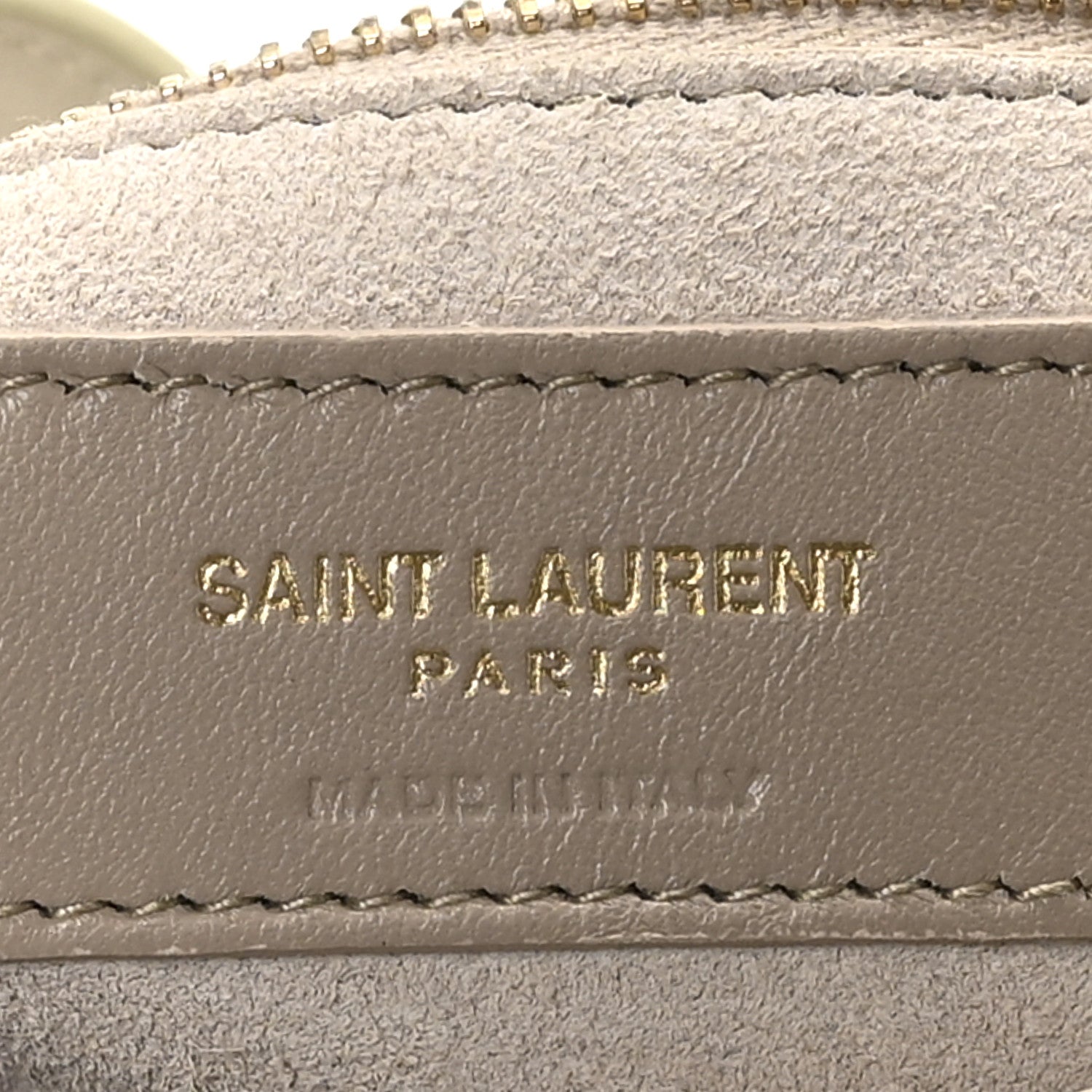 Smooth Calfskin Le 5 A 7 Hobo Crema Soft
