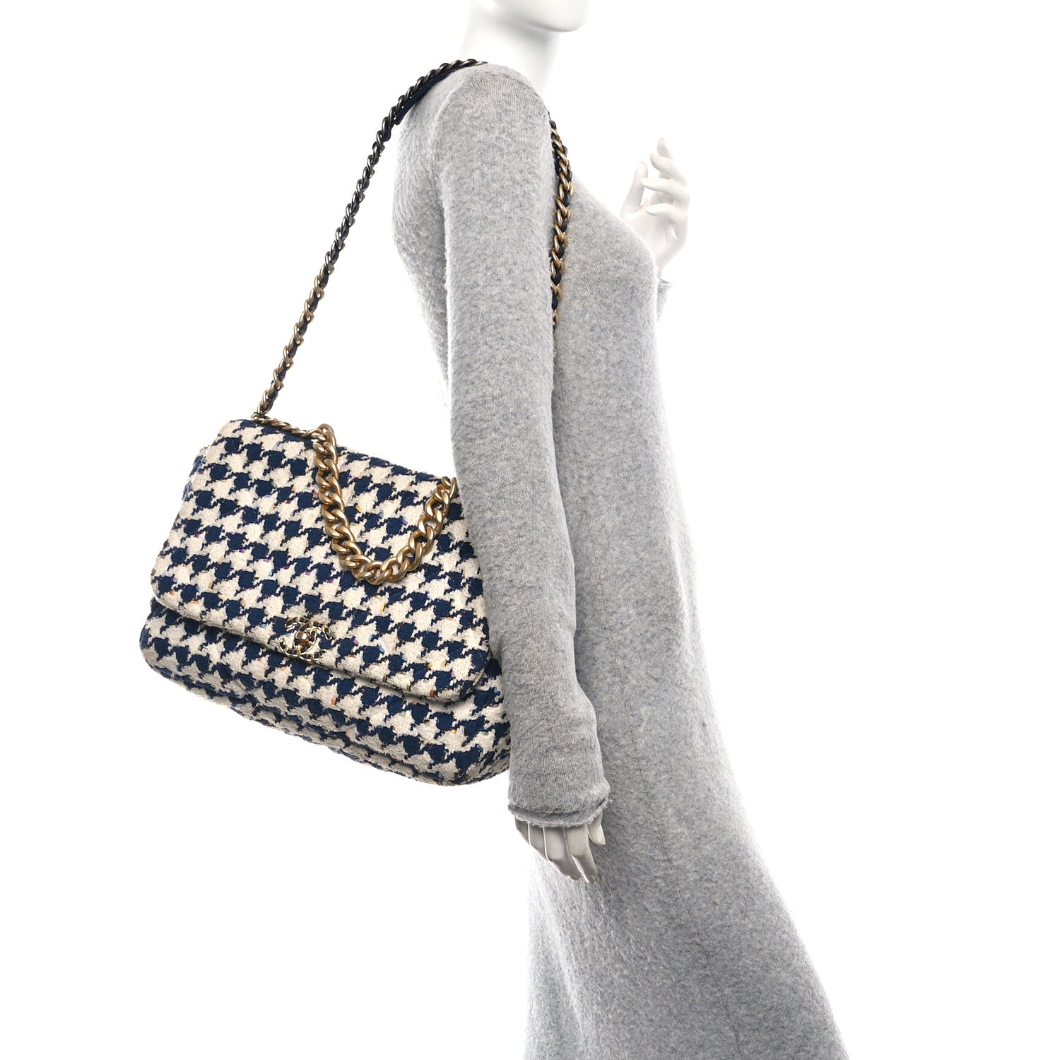 Tweed Quilted Maxi Chanel 19 Flap Ecru Navy Blue Multicolor