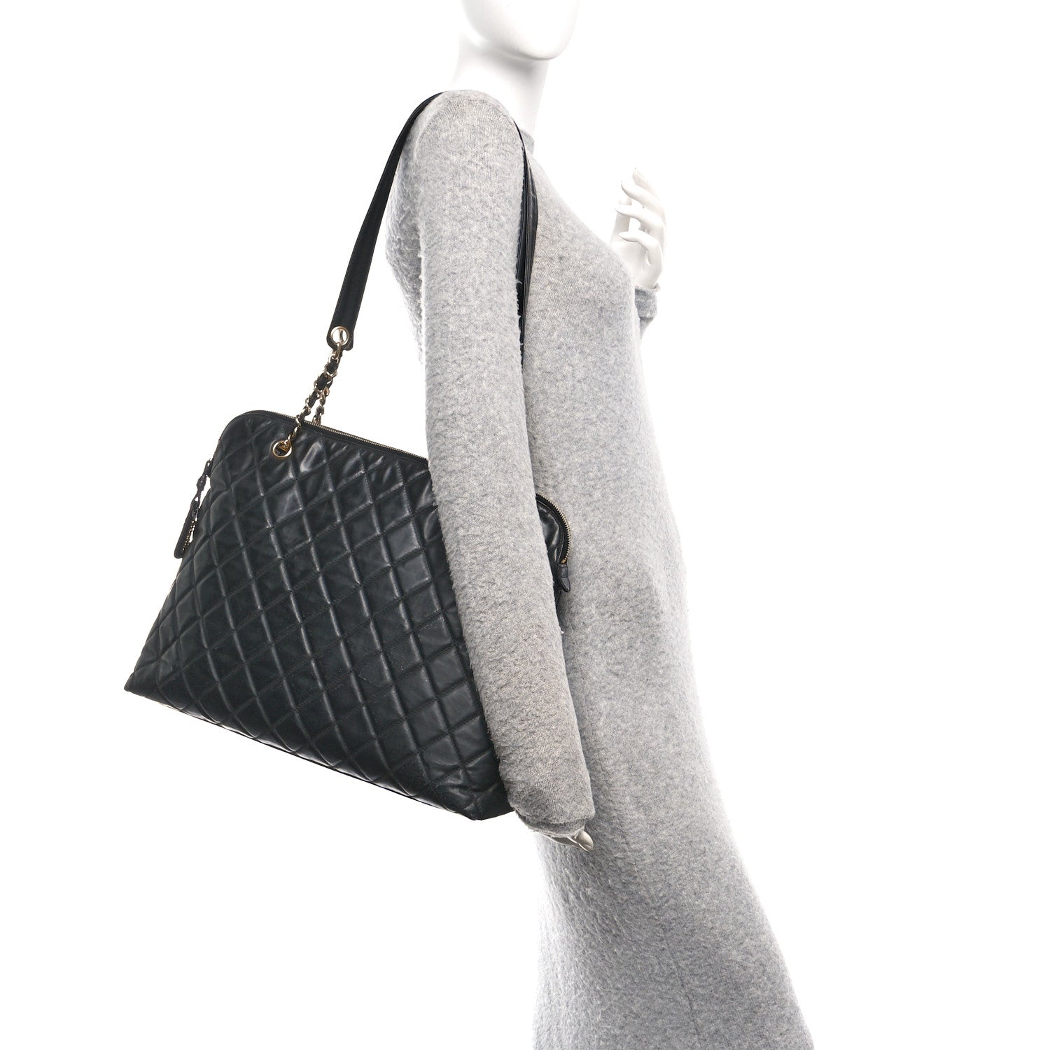 Vinyl Quilted Shoulder Bag Black