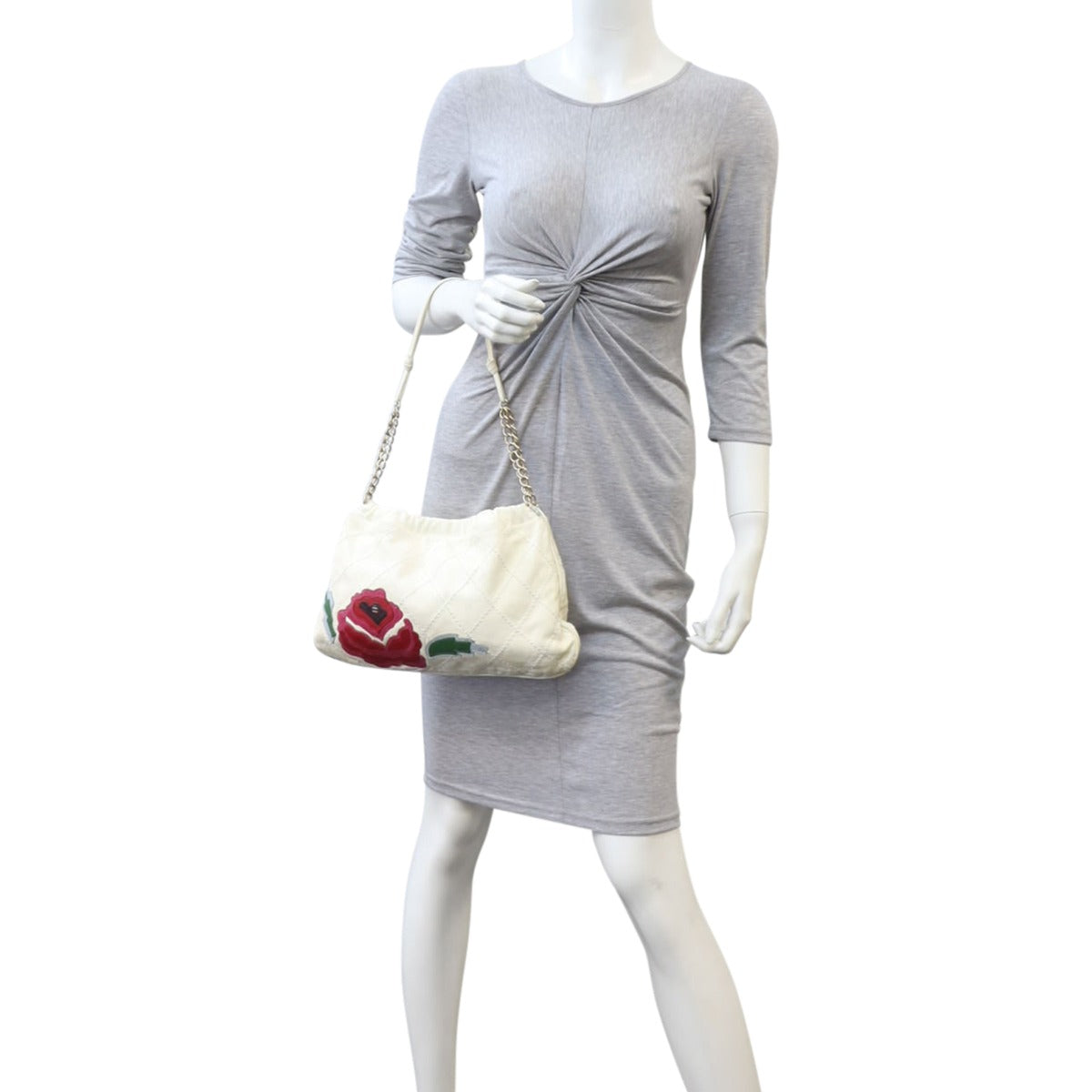 Chanel Quilted Rose Applique Hobo | Cream Lambskin