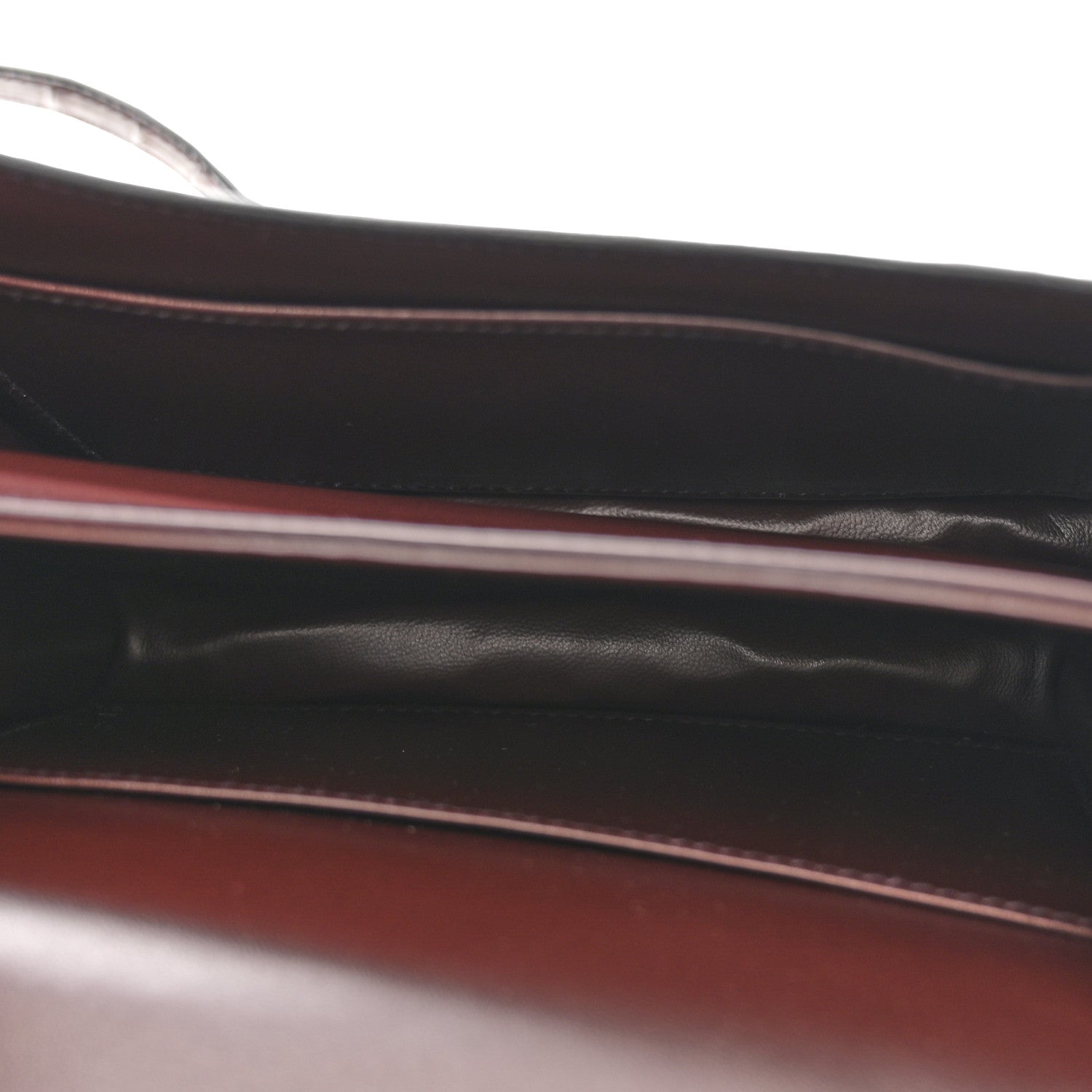 Matte Alligator Constance 18 Rouge Sellier