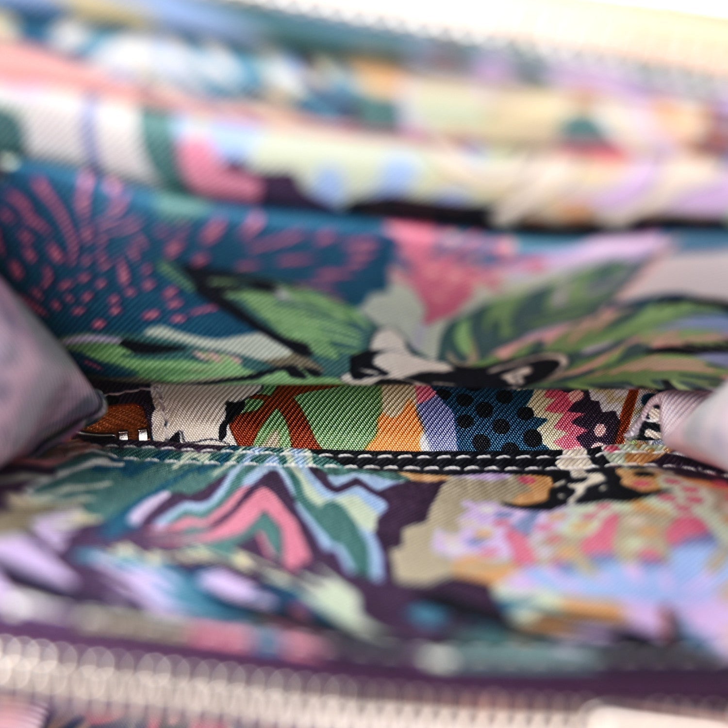 Epsom Silk'In Compact Wallet Gold Cassis Vert Fizz