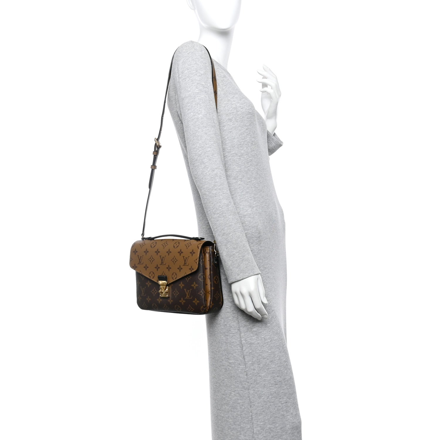 Reverse Monogram Pochette Metis