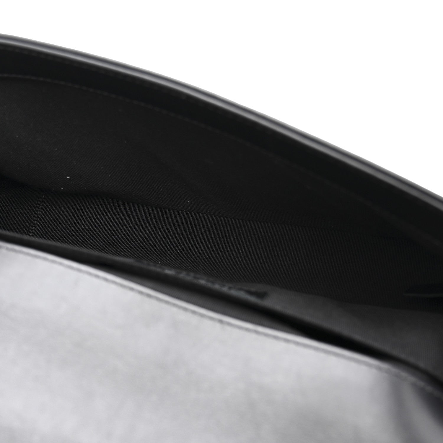 Glitter Glazed Calfskin Medium Boy Flap Black