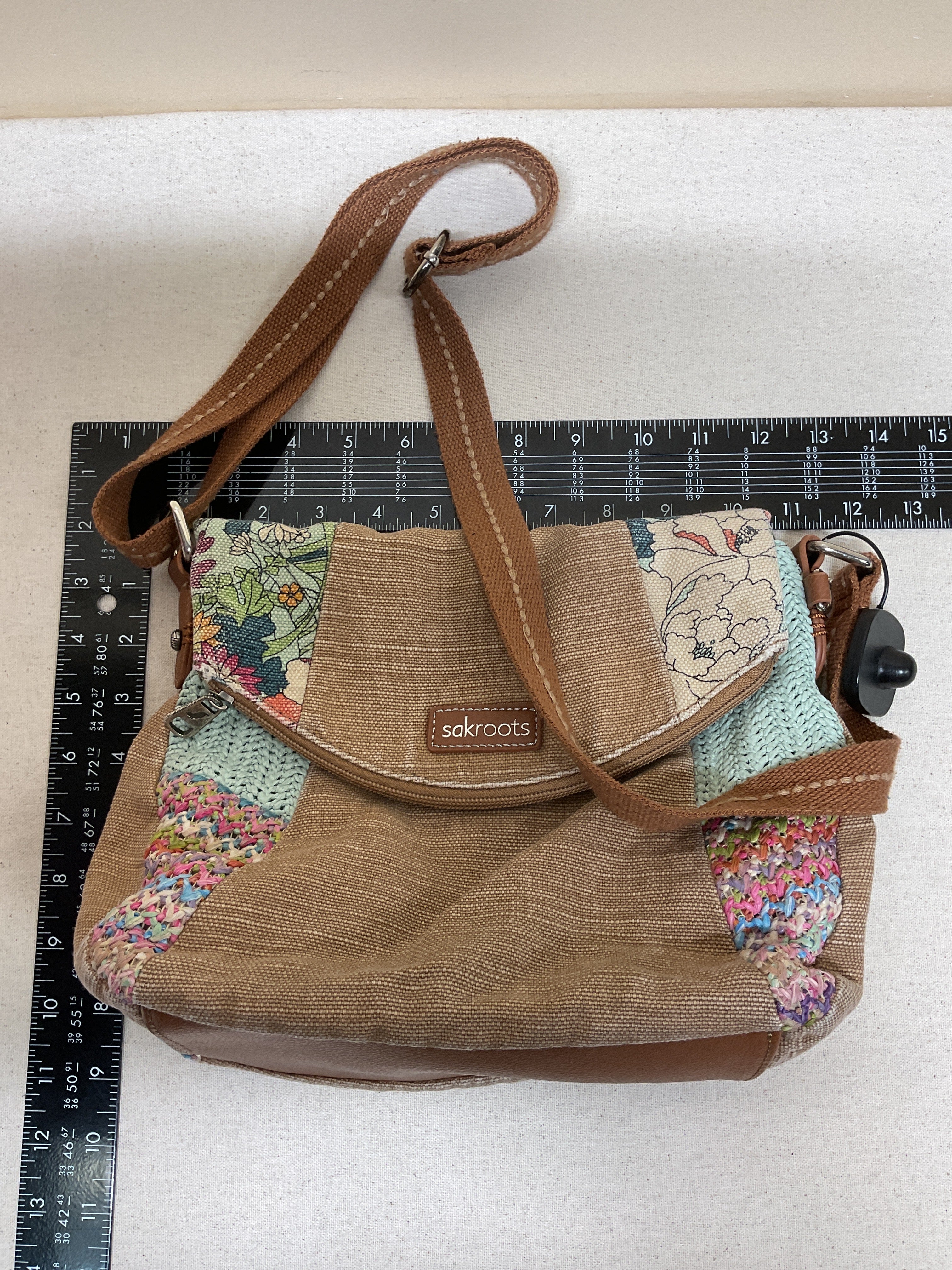 Crossbody By Sakroots In Multi, Size:Small