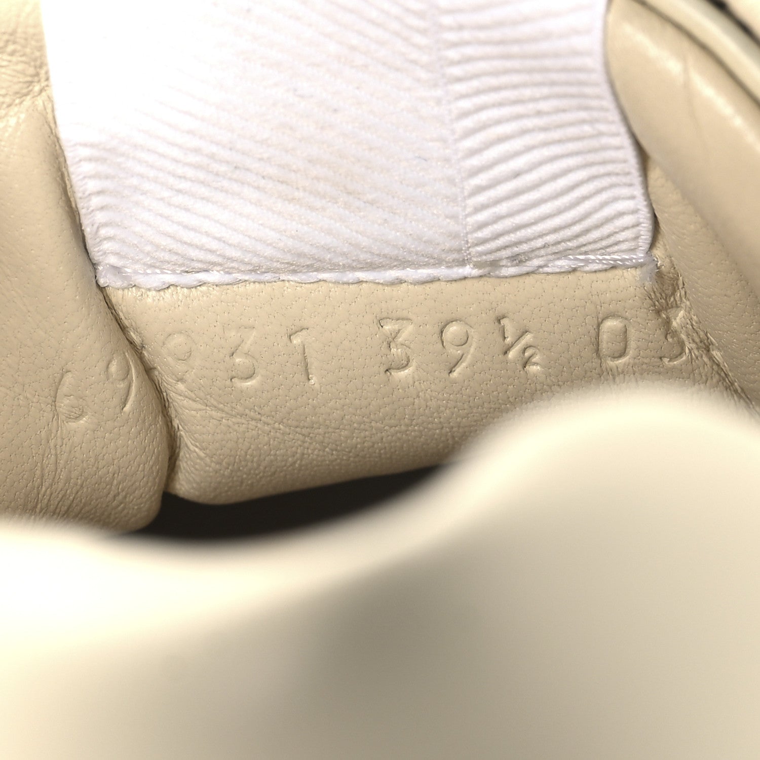 Calfskin Heart Rhyton Sneakers 39.5 Ivory