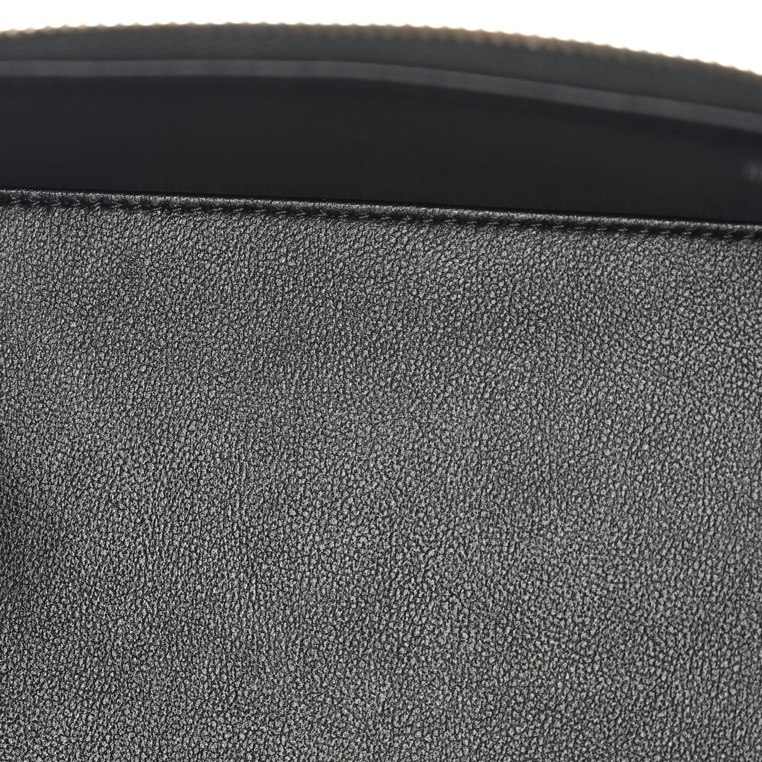 Lambskin Quilted Small Top Handle Vanity Case With Chain Black