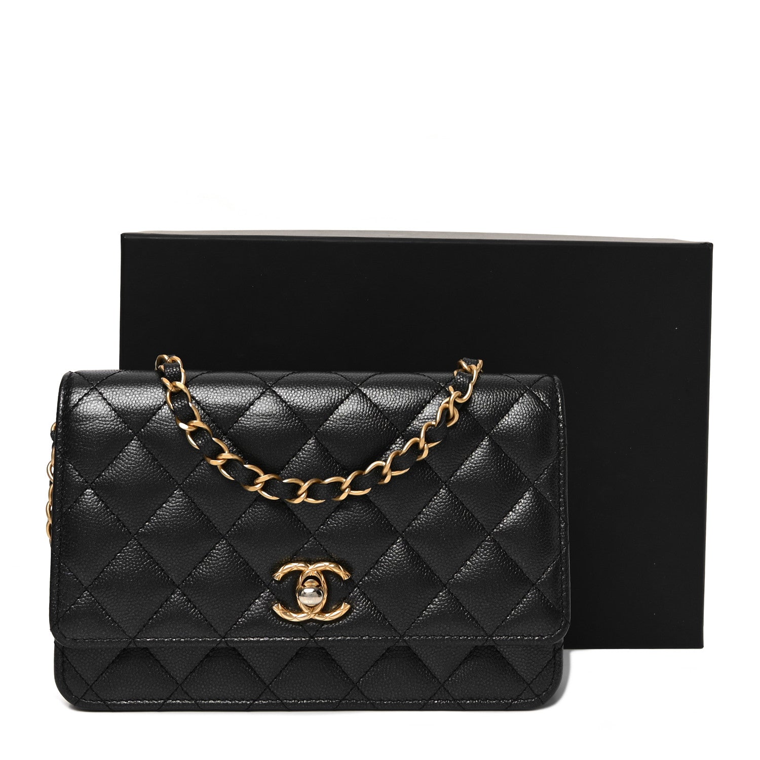 Pearly Caviar Quilted Fit For You Wallet On Chain WOC Navy