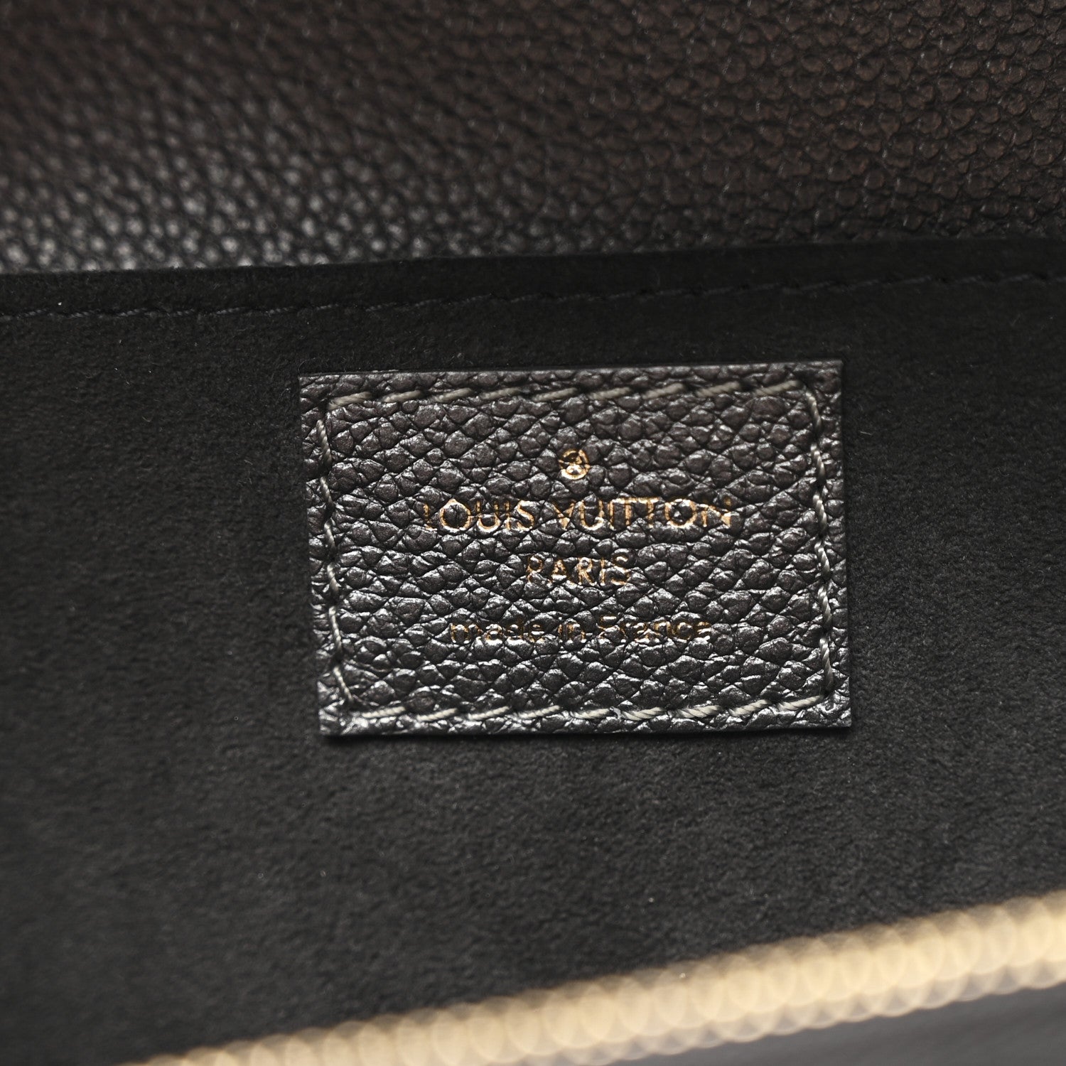 Shimmery Empreinte LV Ski Pochette Metis East West Gun Metal